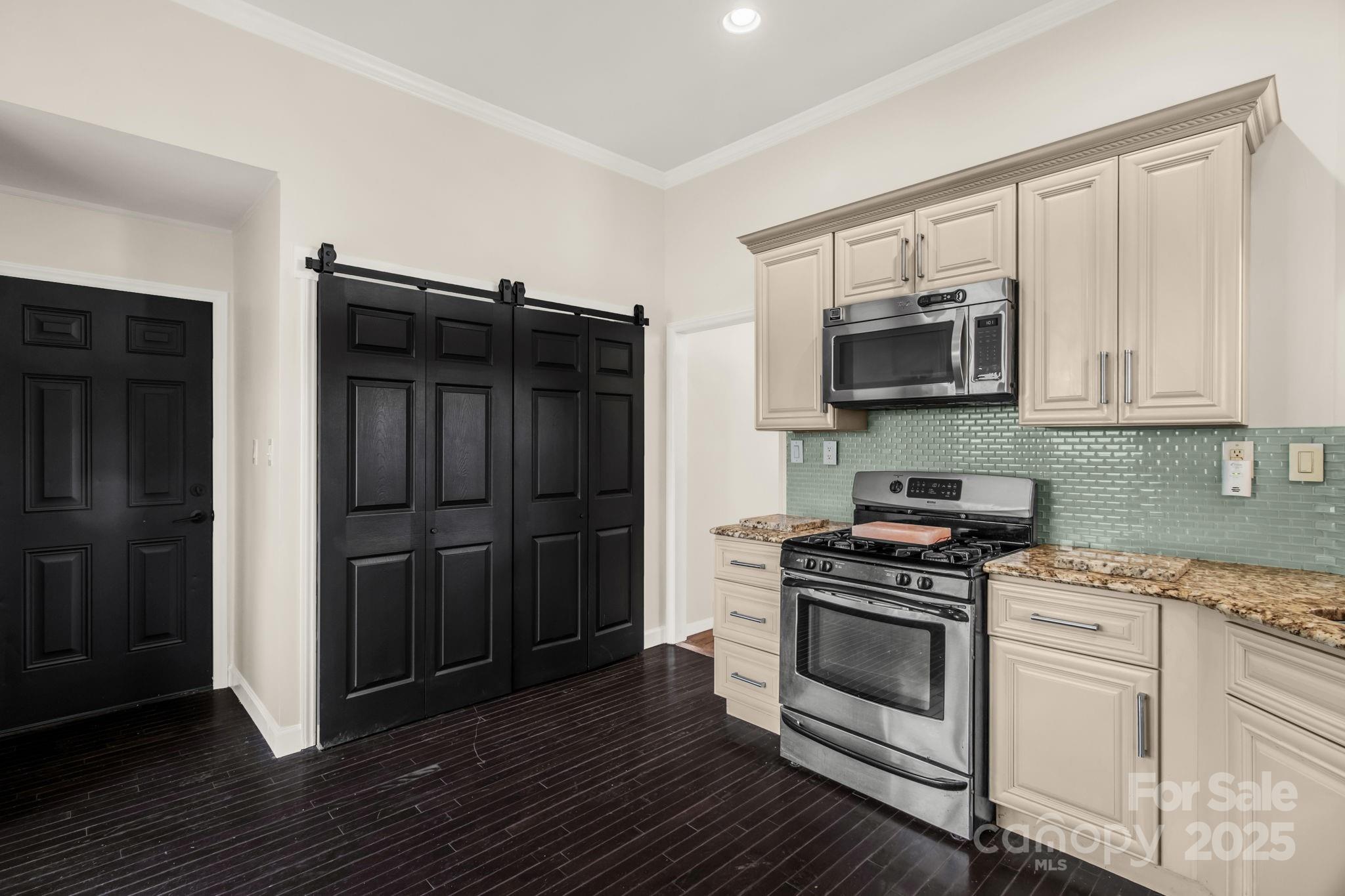 9924 Liberty Bell Court