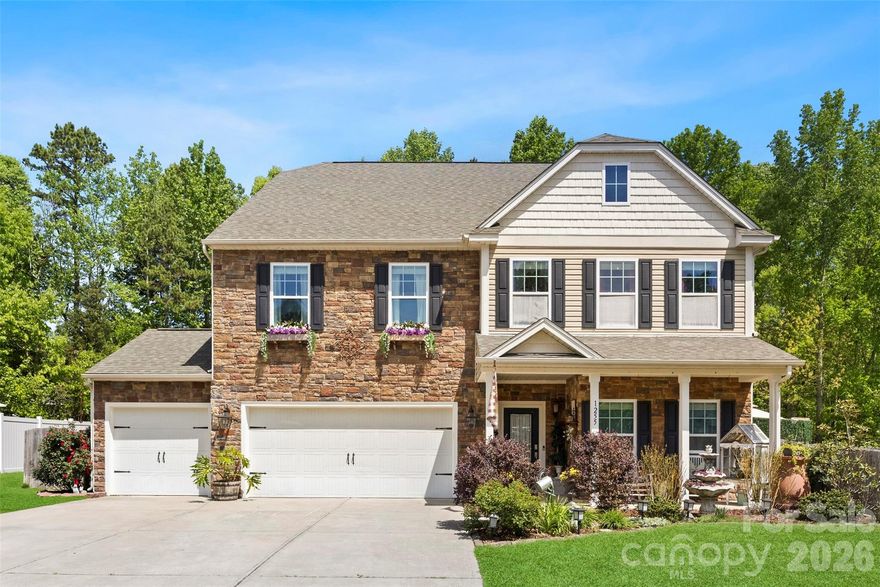 So much to love in this ONE-OF-A-KIND home that has been extensively renovated! It's located in the Oaks at Clover subdivision in the highly sought-after Clover School District and is just a few minutes from Lake Wylie. This home boasts 4512 sq ft, 7 spacious bedrooms, 3.5 baths, 3-car garage, storage shed, front porch, great room w/ open floor plan, gourmet kitchen with eat-in island, bonus/theater room with surround sound, office, breakfast area, dining room, drop zone, walk-in pantry plus your very own fenced-in backyard oasis w/ wooded views, large patio, gazebo, and a 16'x36' in-ground swimming pool plus hot tub! In the spring/summer a gorgeous hidden garden featuring beautiful blooming roses, azaleas and lilies! Finishes/features include 12mm water-resistant laminate wood flooring, fleck carpeting w/ upgraded pad, ceramic tile, stone travertine subway tile, stainless steel appliances, vented-out hood, touchless faucet, granite countertops, gas fireplace w/ stone surround and travertine hearth, brushed nickel fixtures, smart thermostats, doorbell/floodlight cameras...PLUS MORE!