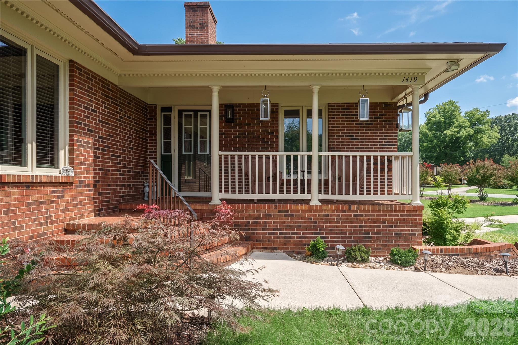 1419 Stoneyridge Drive