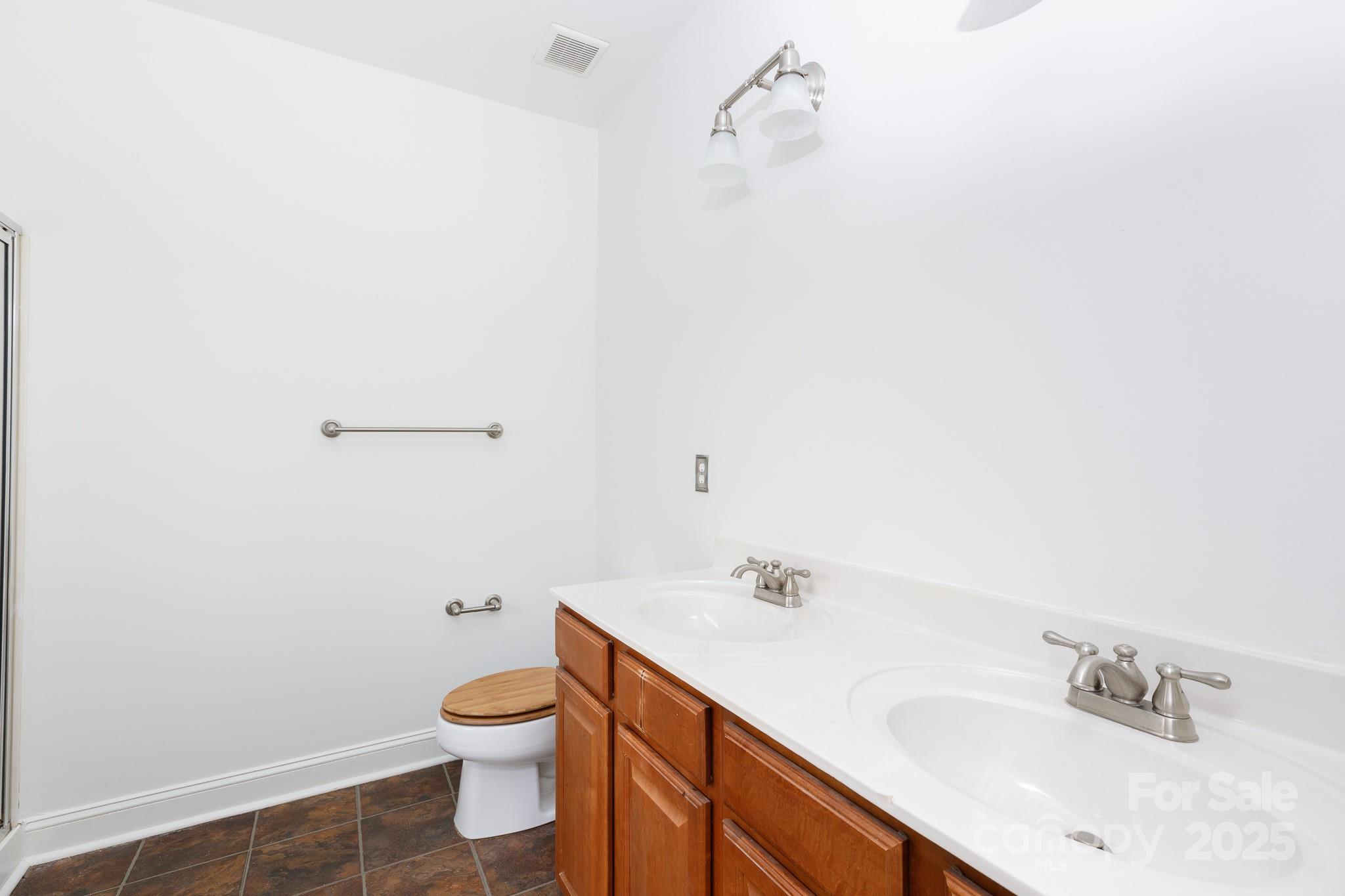 English Trails - Residential