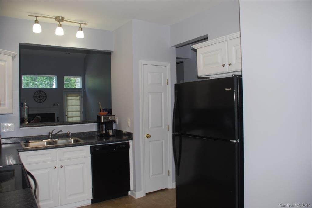 Autumn Cove at Lake Wylie - Residential Lease