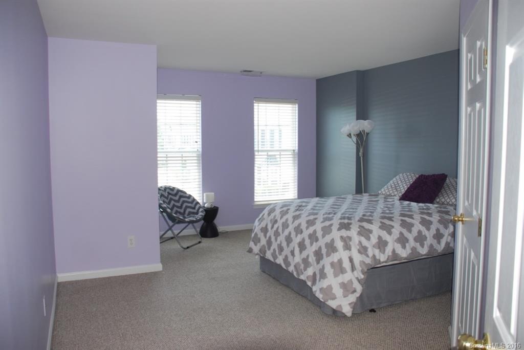 Autumn Cove at Lake Wylie - Residential Lease