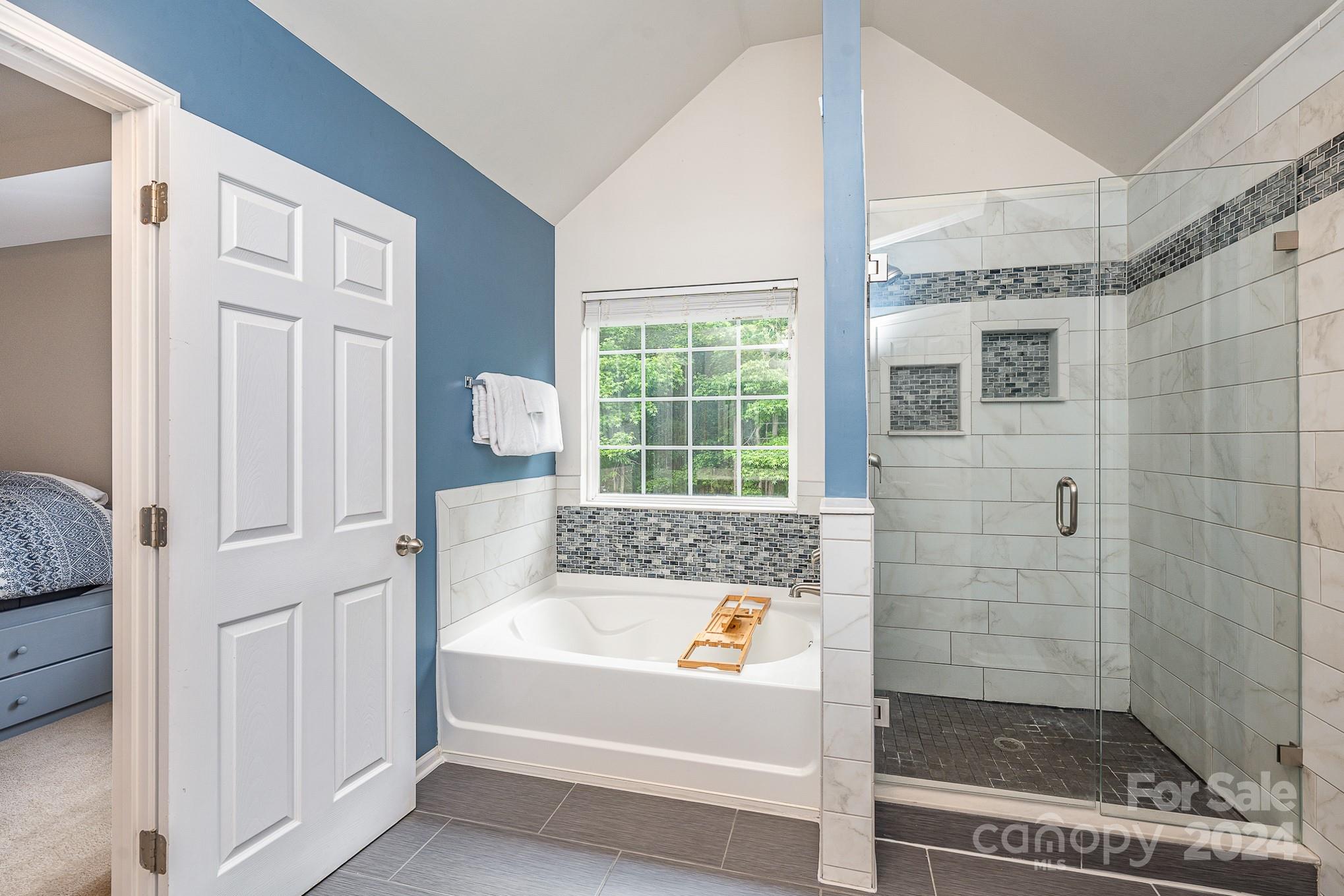 Sandy Pointe - Residential