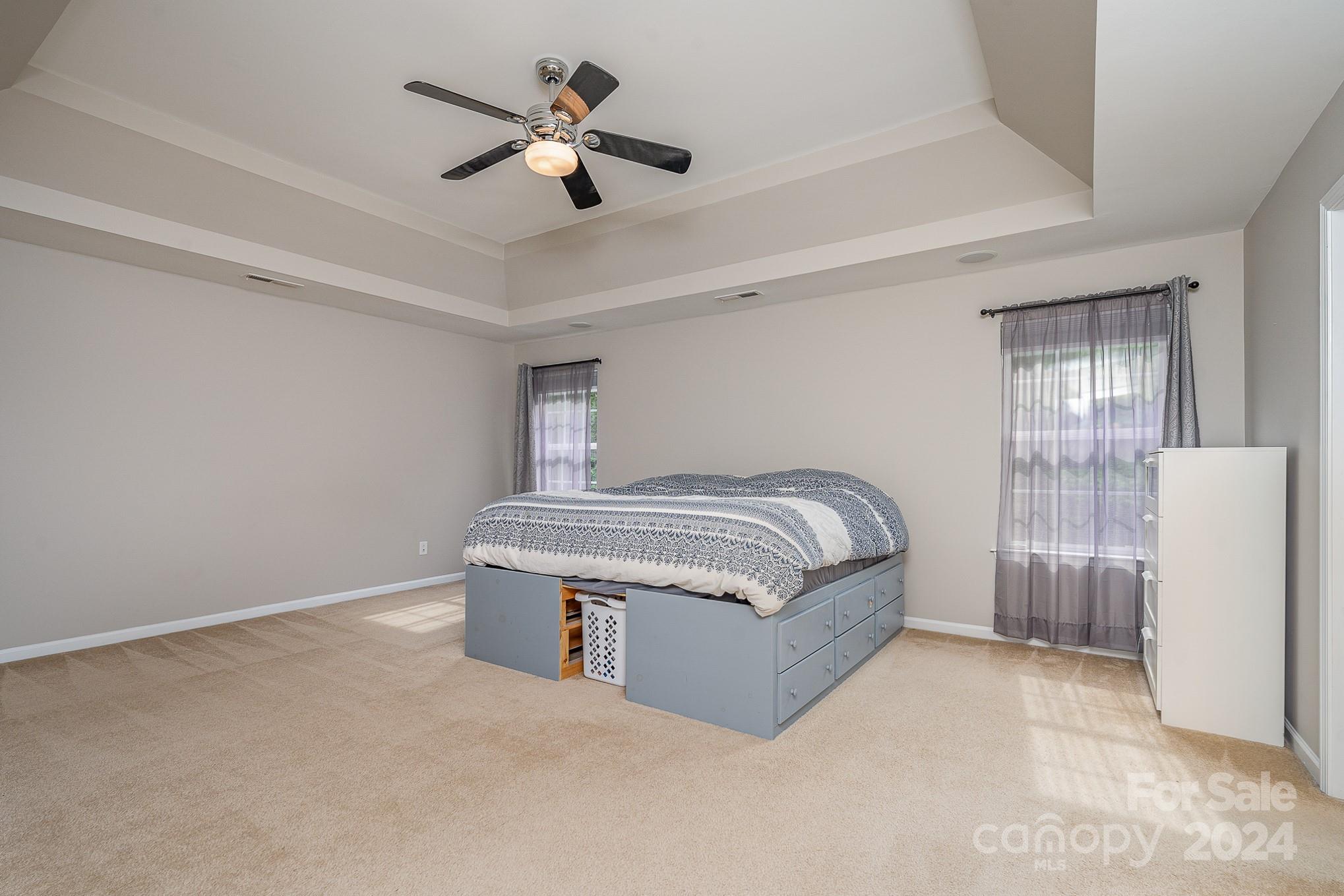 Sandy Pointe - Residential