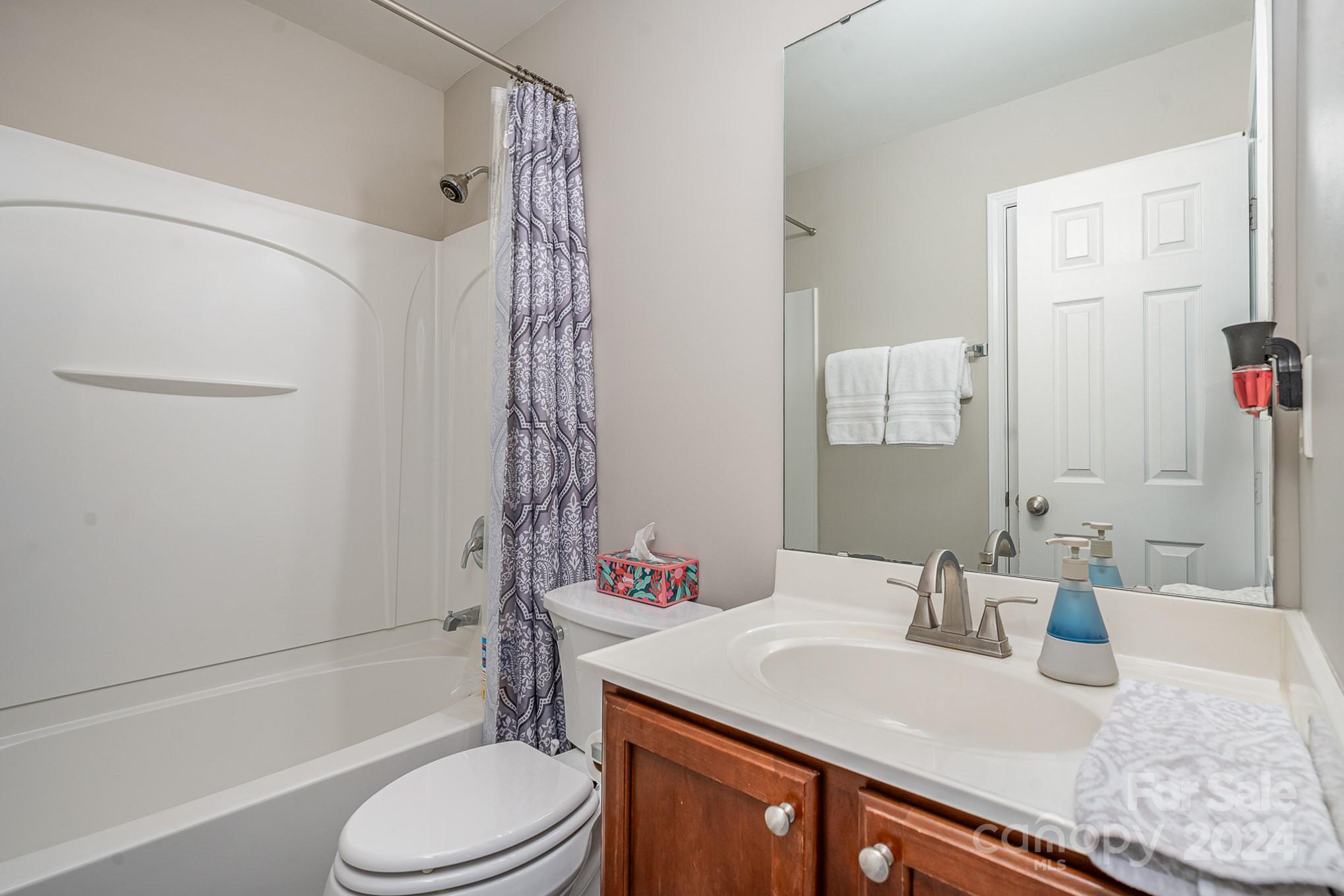 Sandy Pointe - Residential