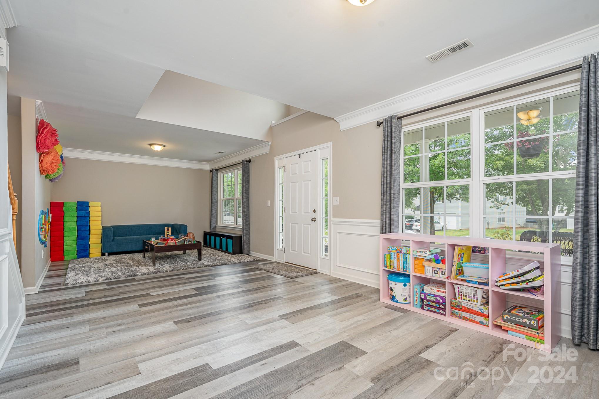 Sandy Pointe - Residential