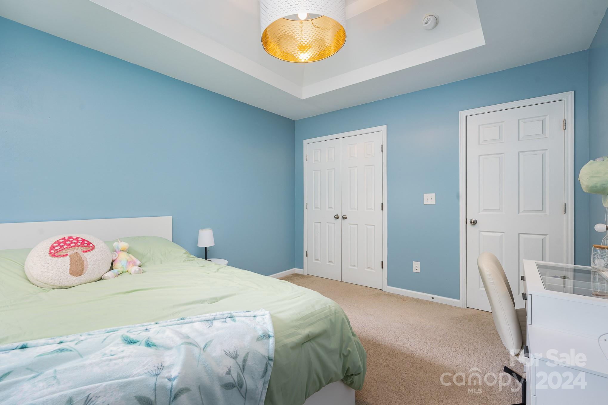 Sandy Pointe - Residential