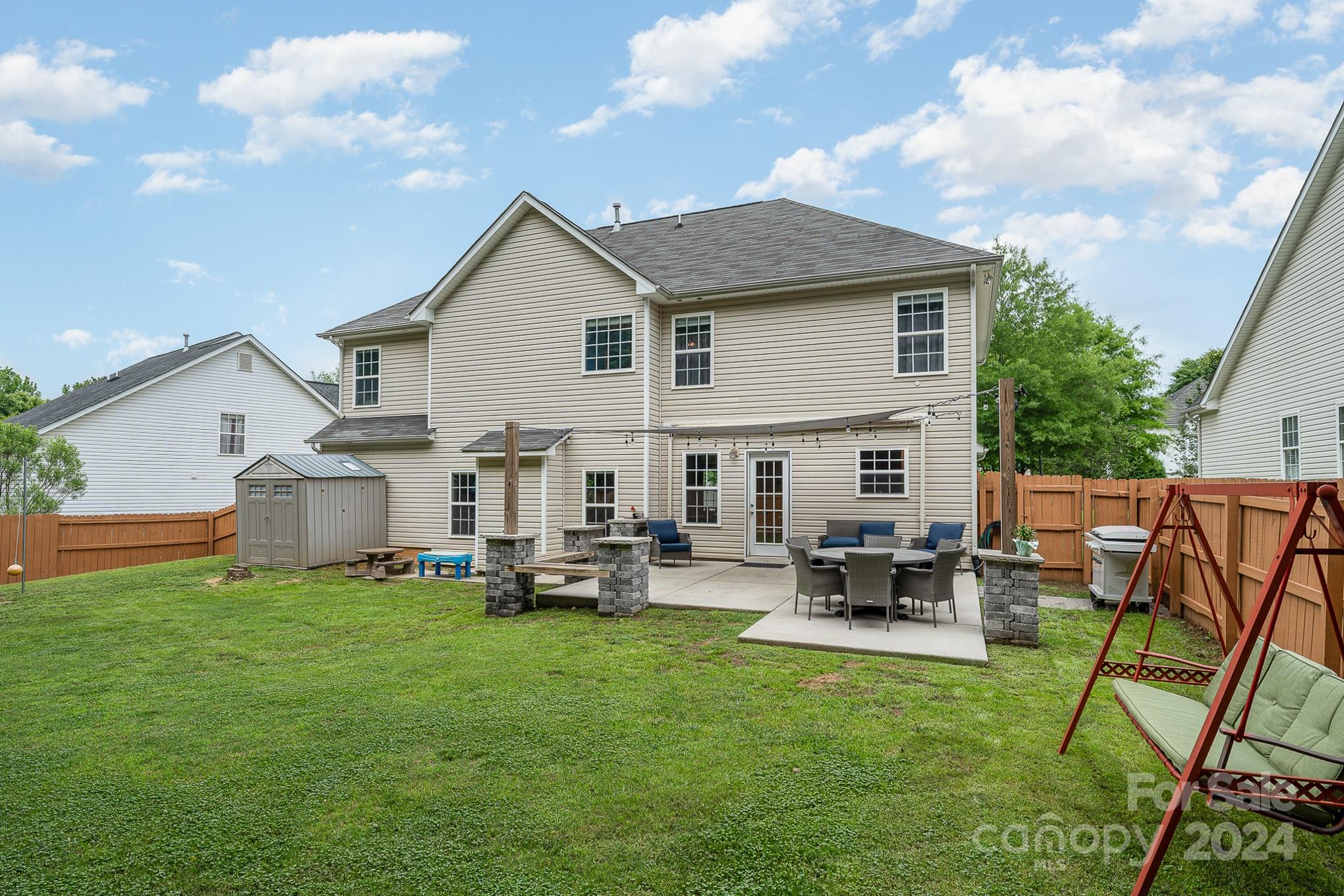 Sandy Pointe - Residential