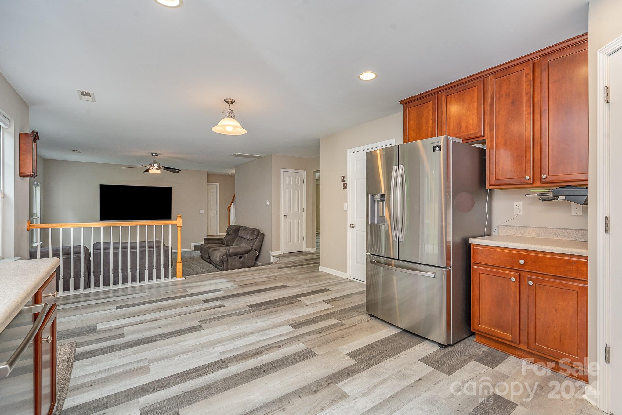 Sandy Pointe - Residential