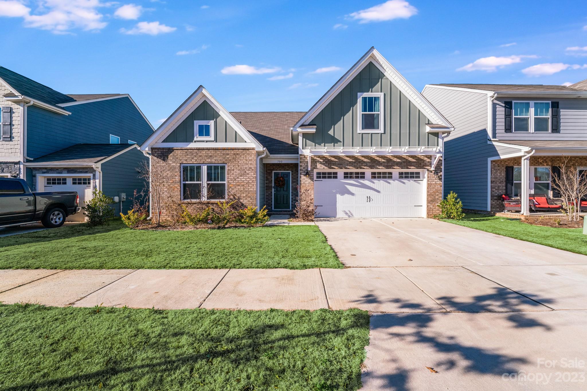 Alexander Commons - Residential