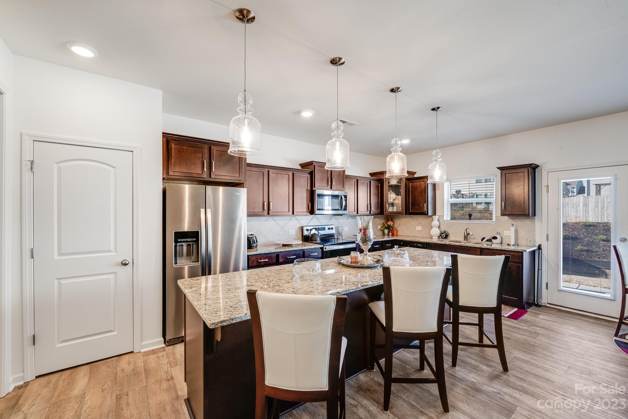 Alexander Commons - Residential