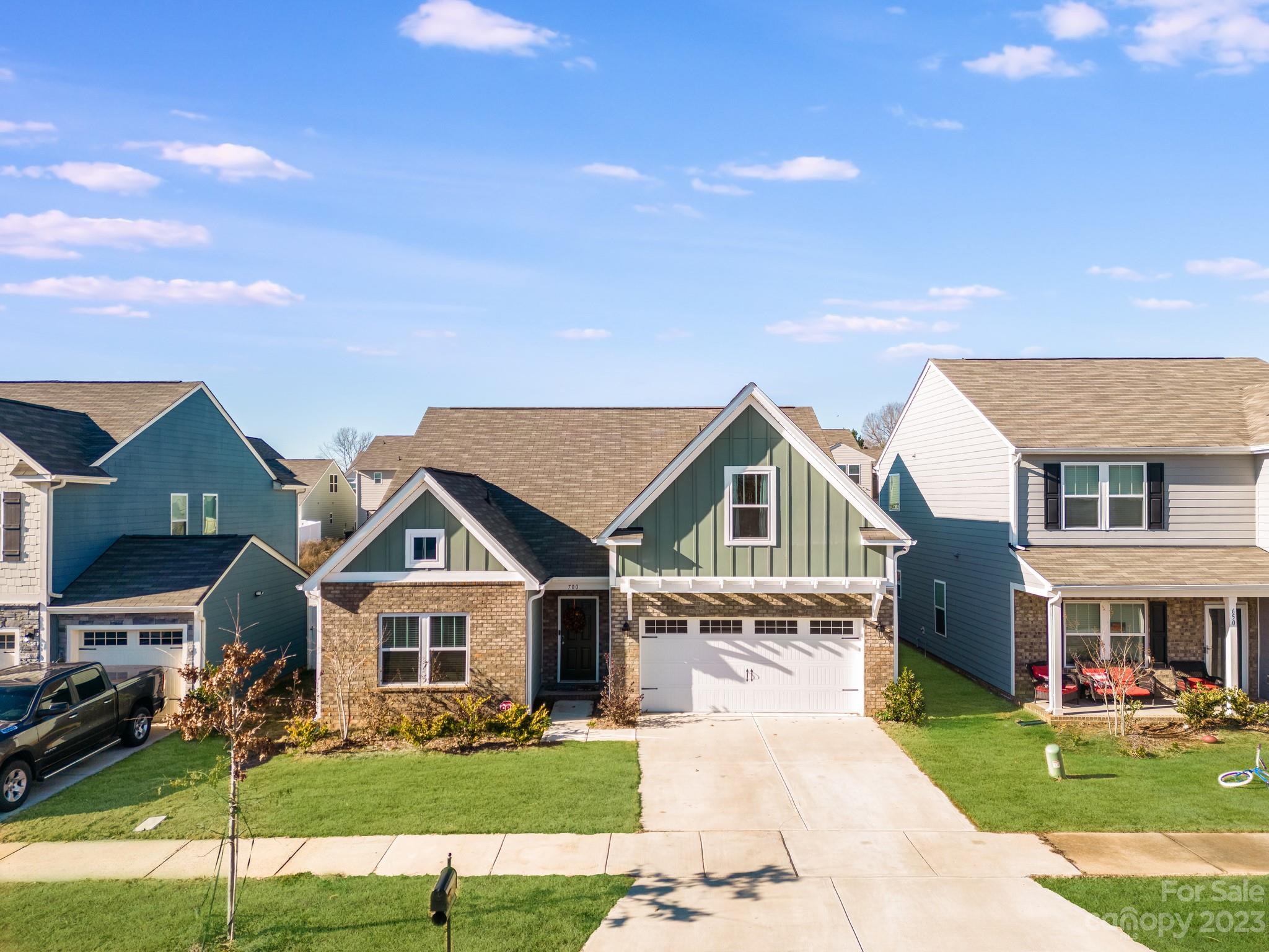 Alexander Commons - Residential