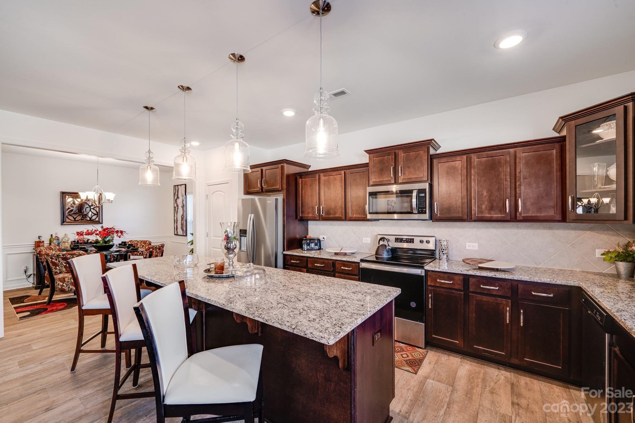 Alexander Commons - Residential