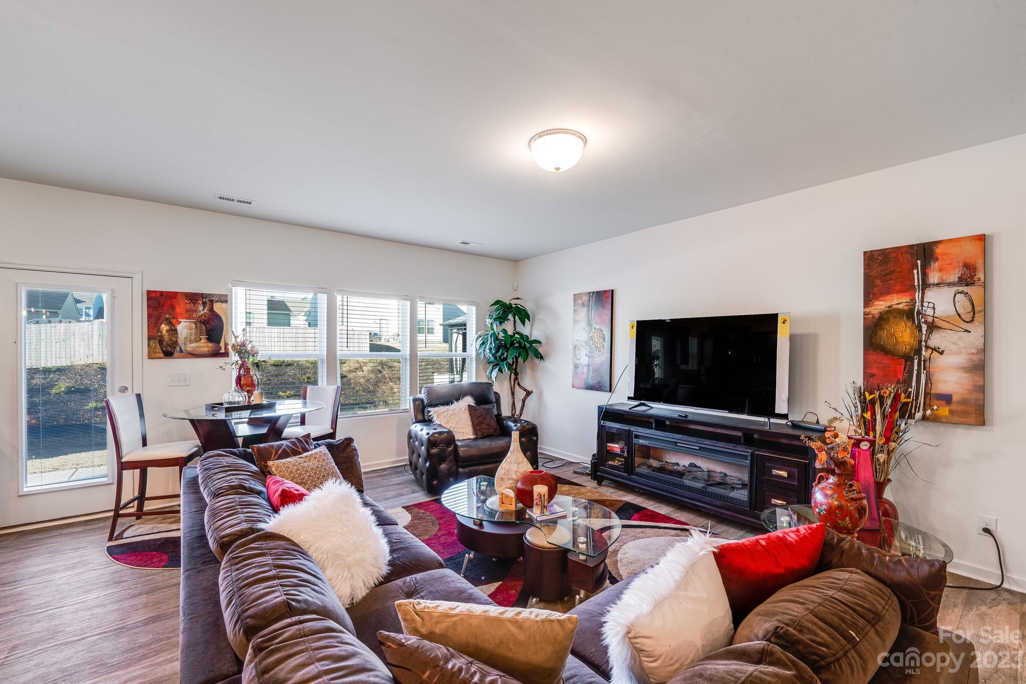 Alexander Commons - Residential