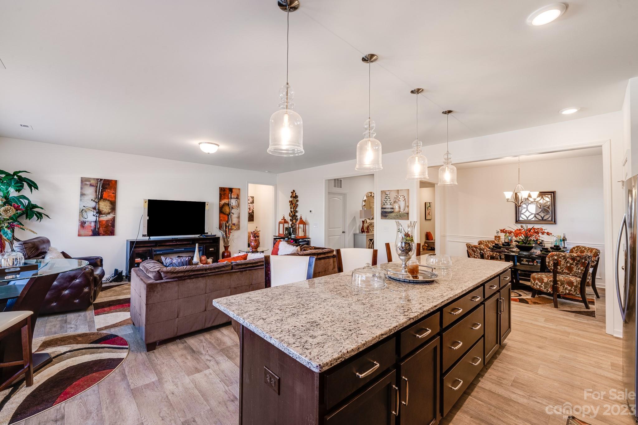 Alexander Commons - Residential