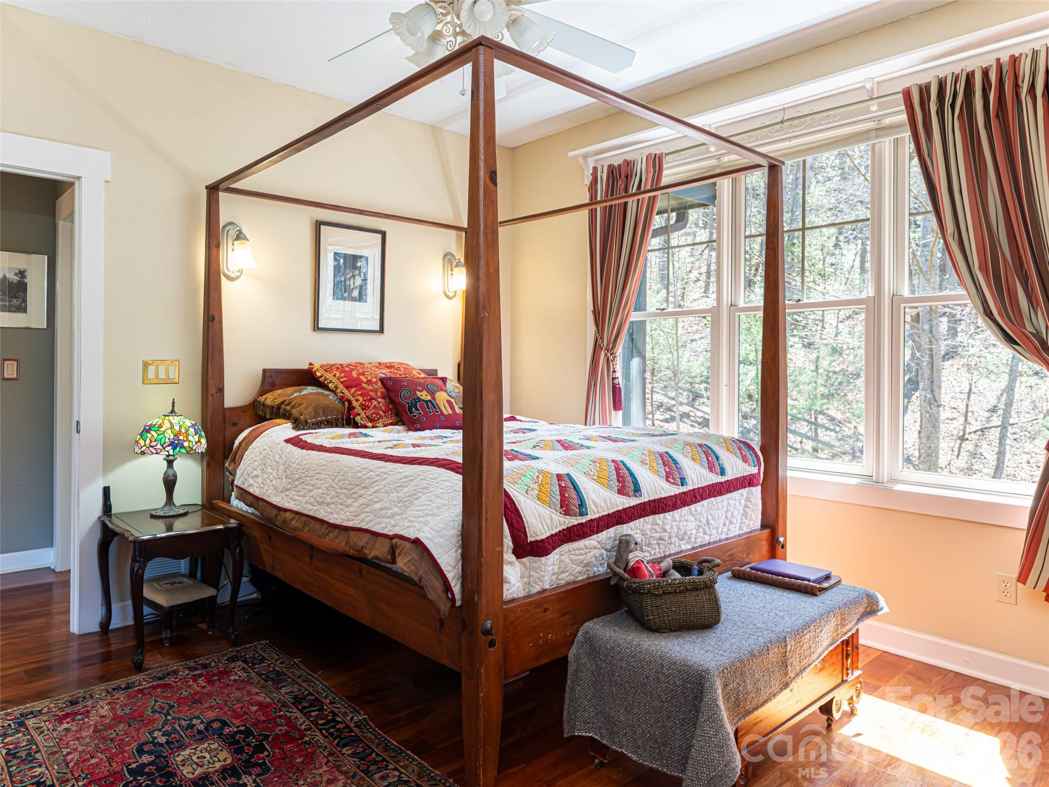 Oak Hollow - Residential