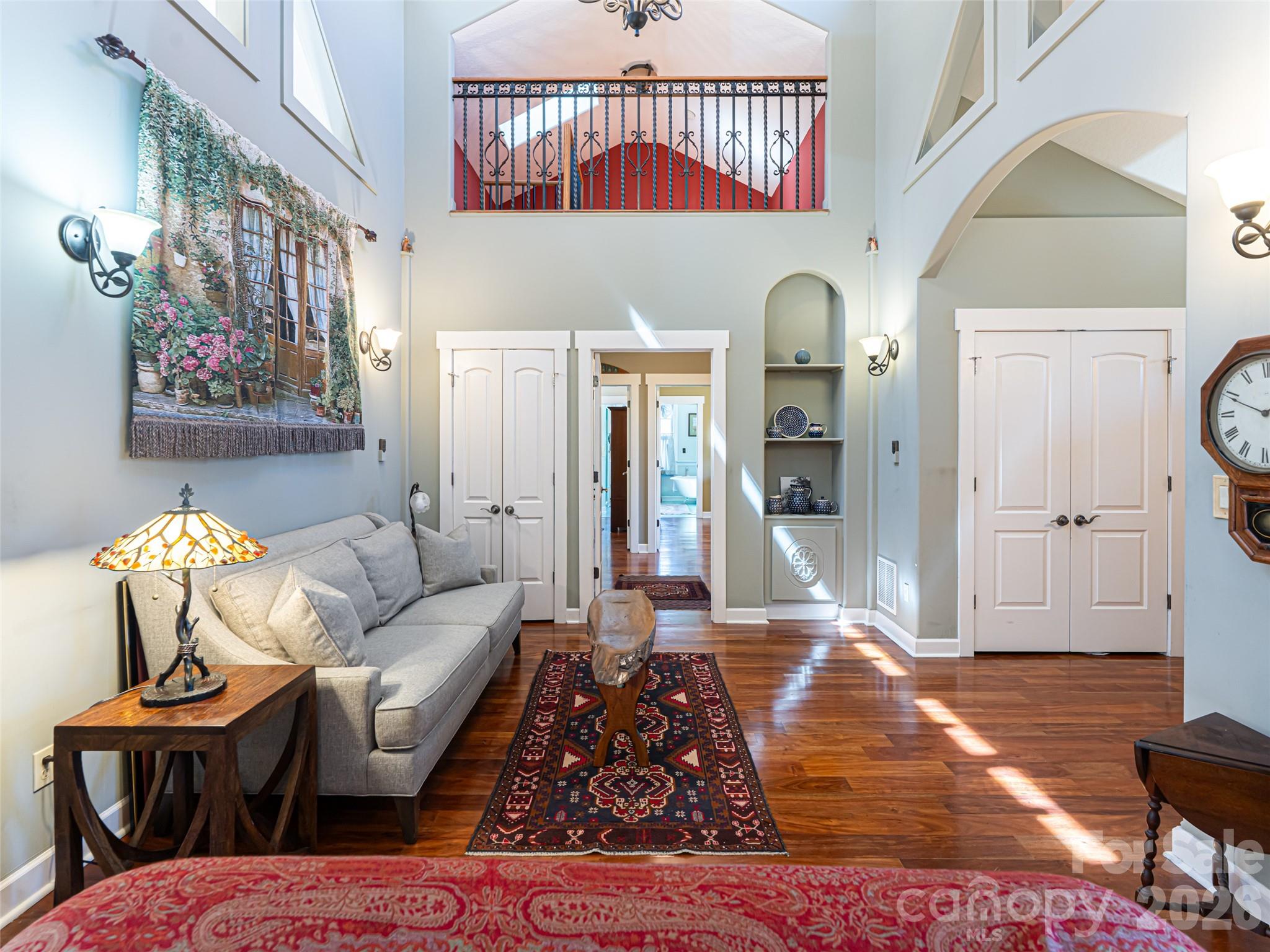 Oak Hollow - Residential