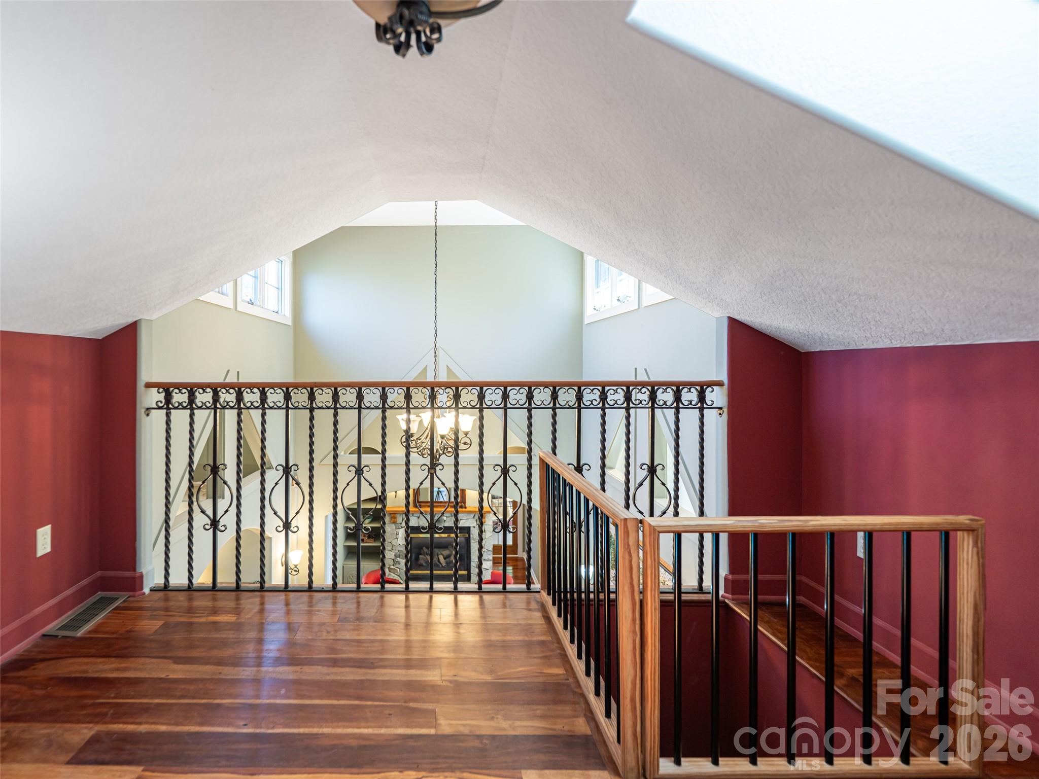 Oak Hollow - Residential