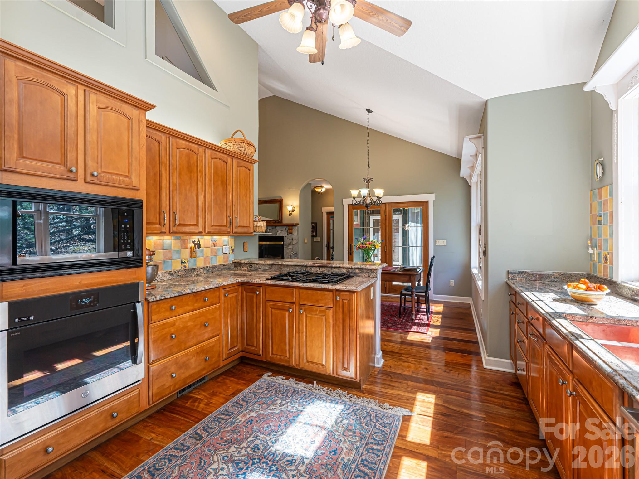 Oak Hollow - Residential