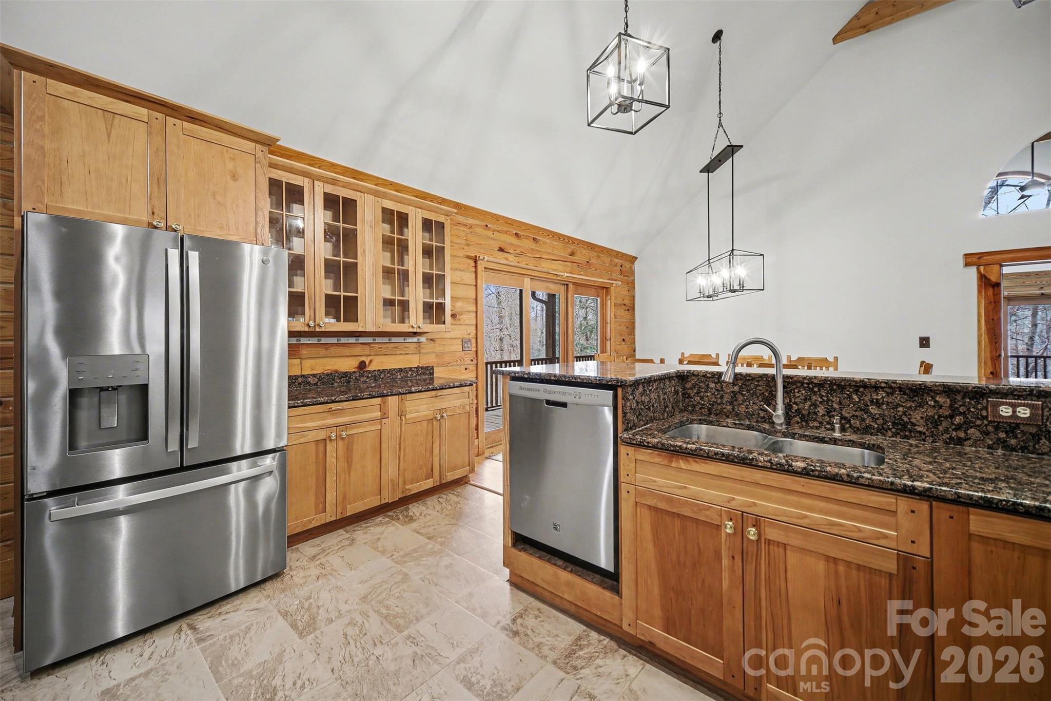 SHADY OAKS - Residential