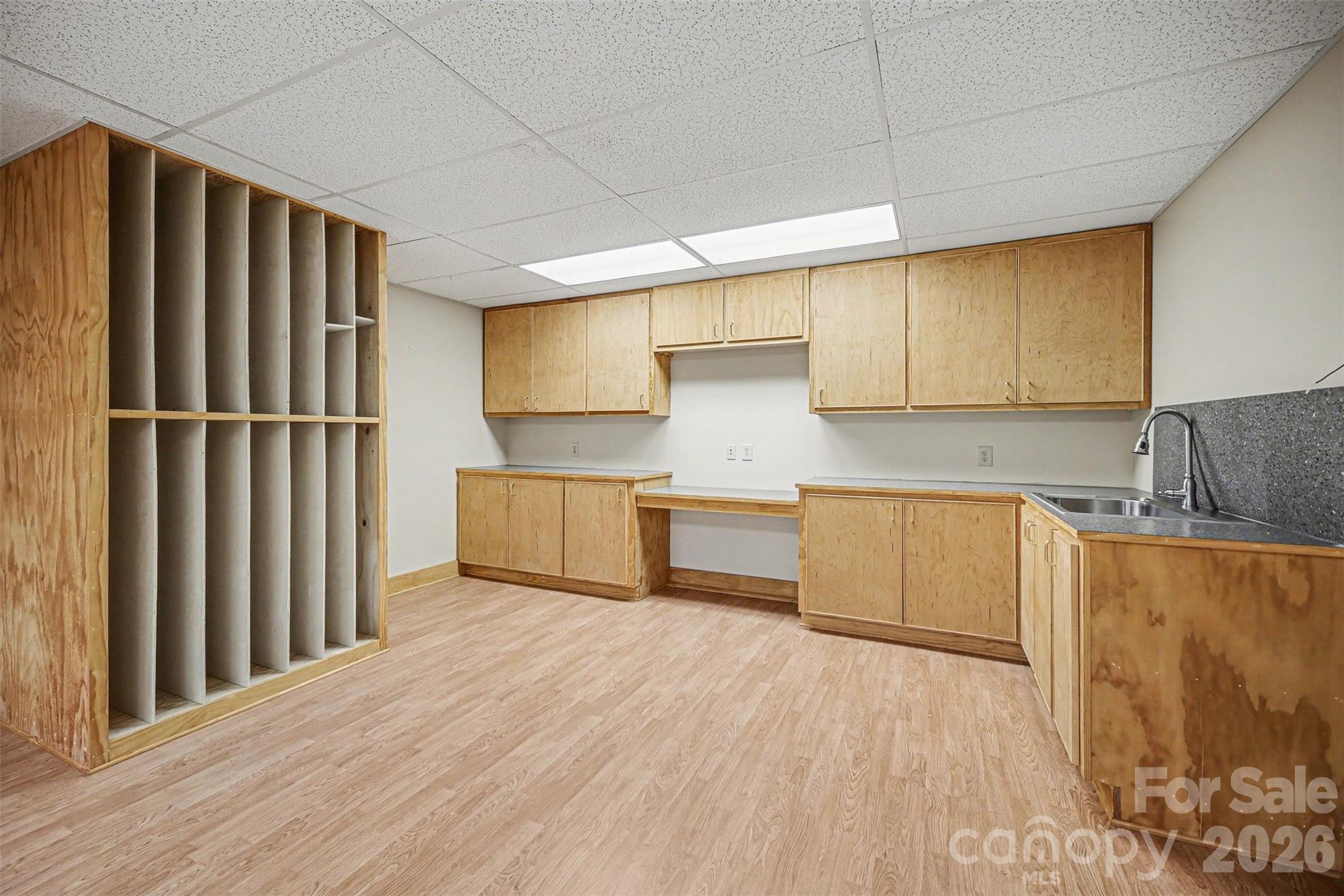 SHADY OAKS - Residential