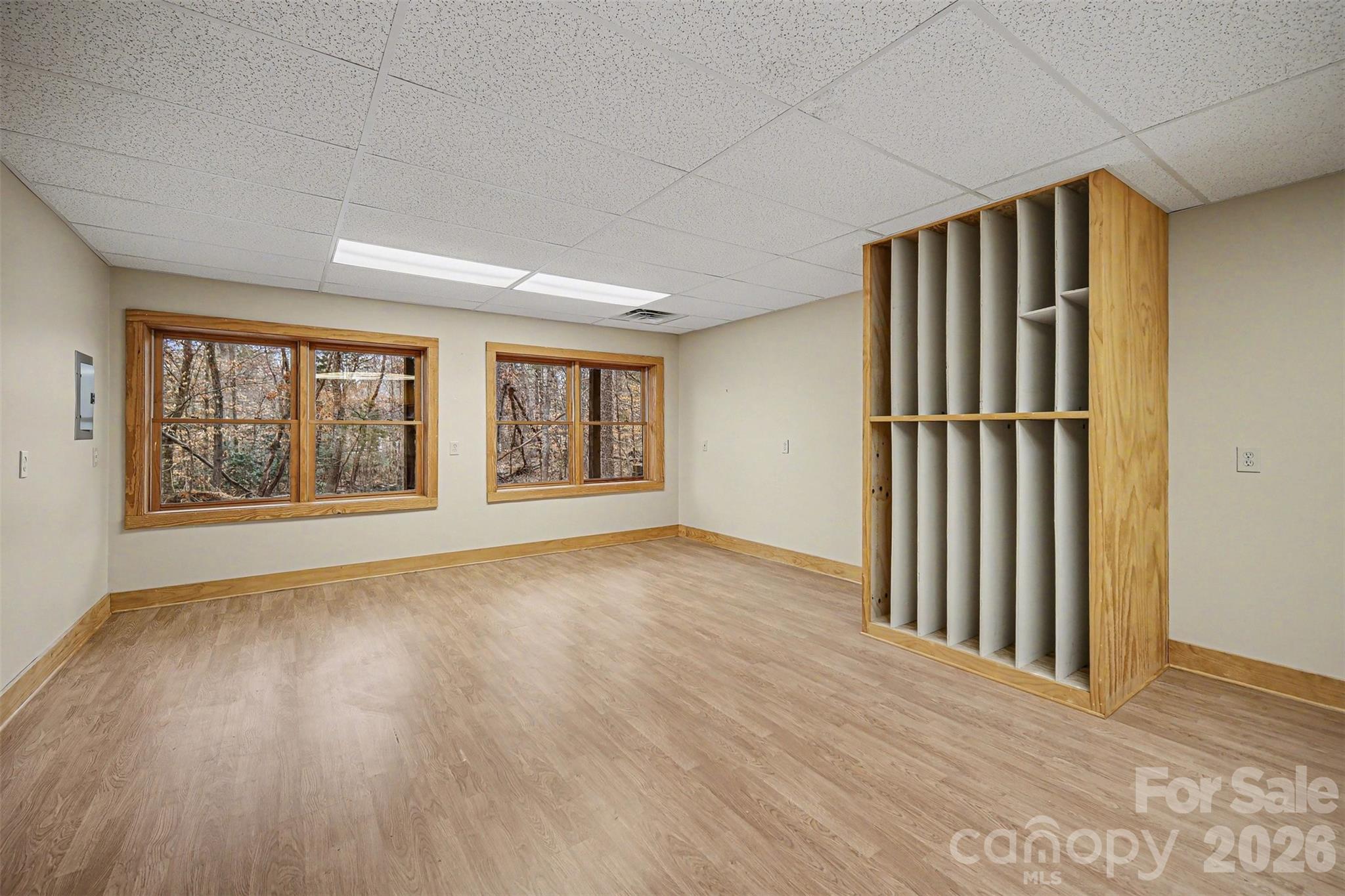 SHADY OAKS - Residential