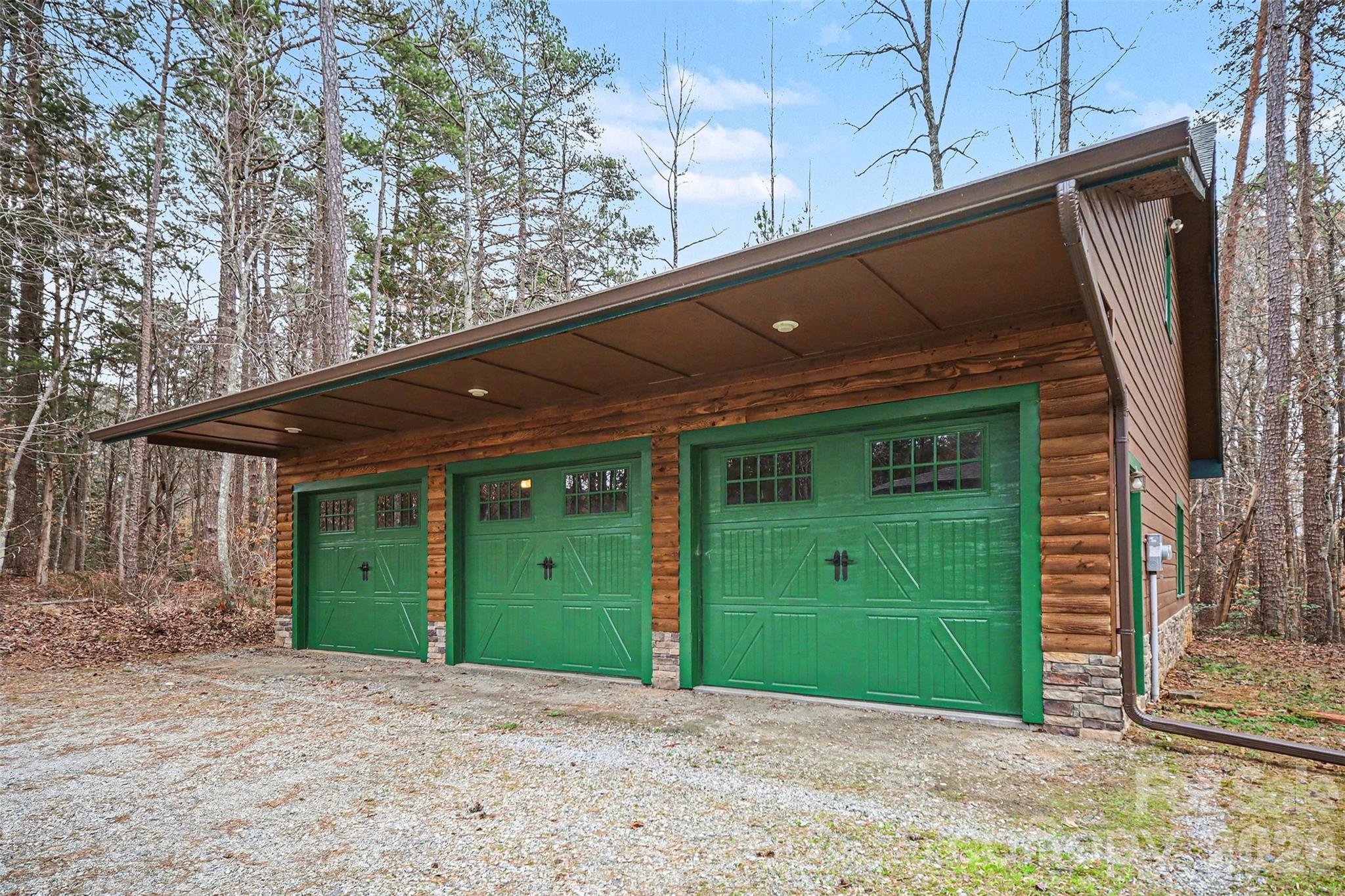 SHADY OAKS - Residential