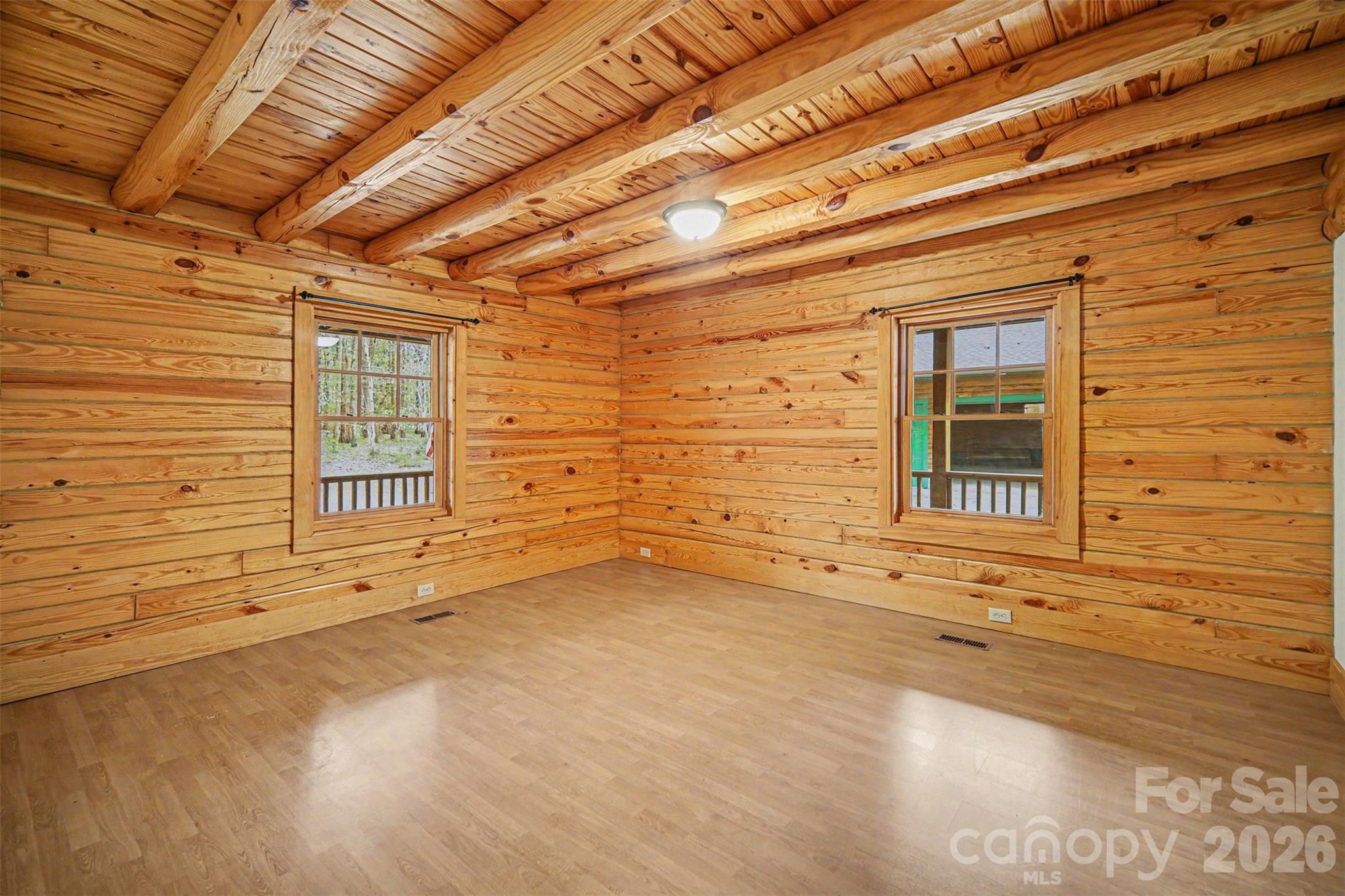 SHADY OAKS - Residential