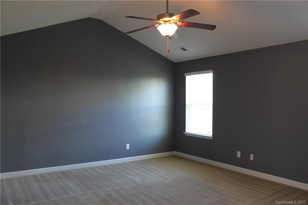 The Vineyards on Lake Wylie - Residential Lease