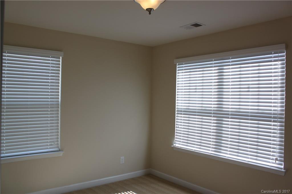 The Vineyards on Lake Wylie - Residential Lease