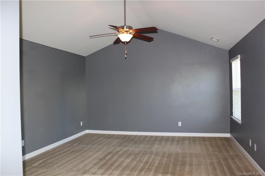 The Vineyards on Lake Wylie - Residential Lease