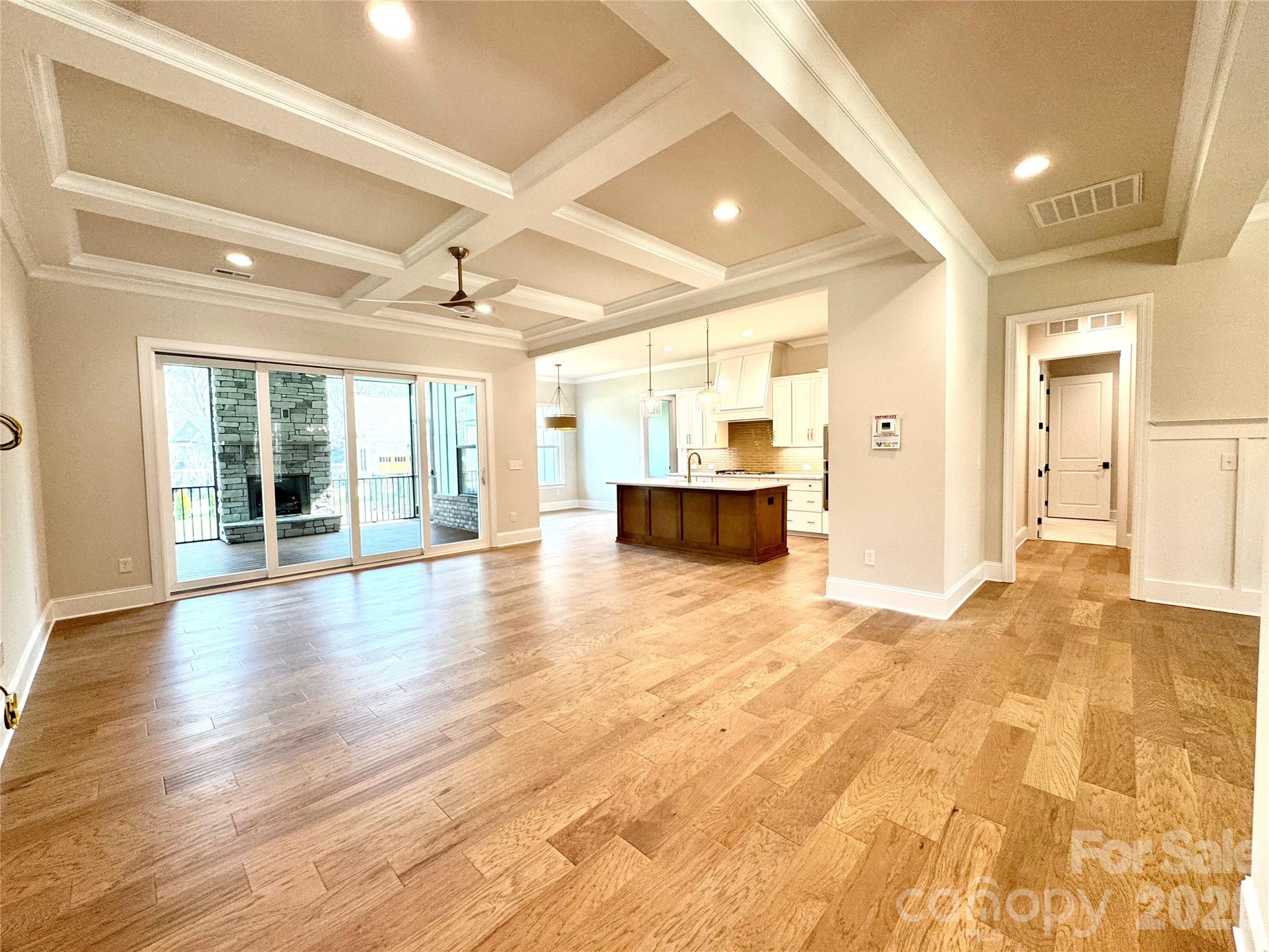 2400 Callaghan Court 70