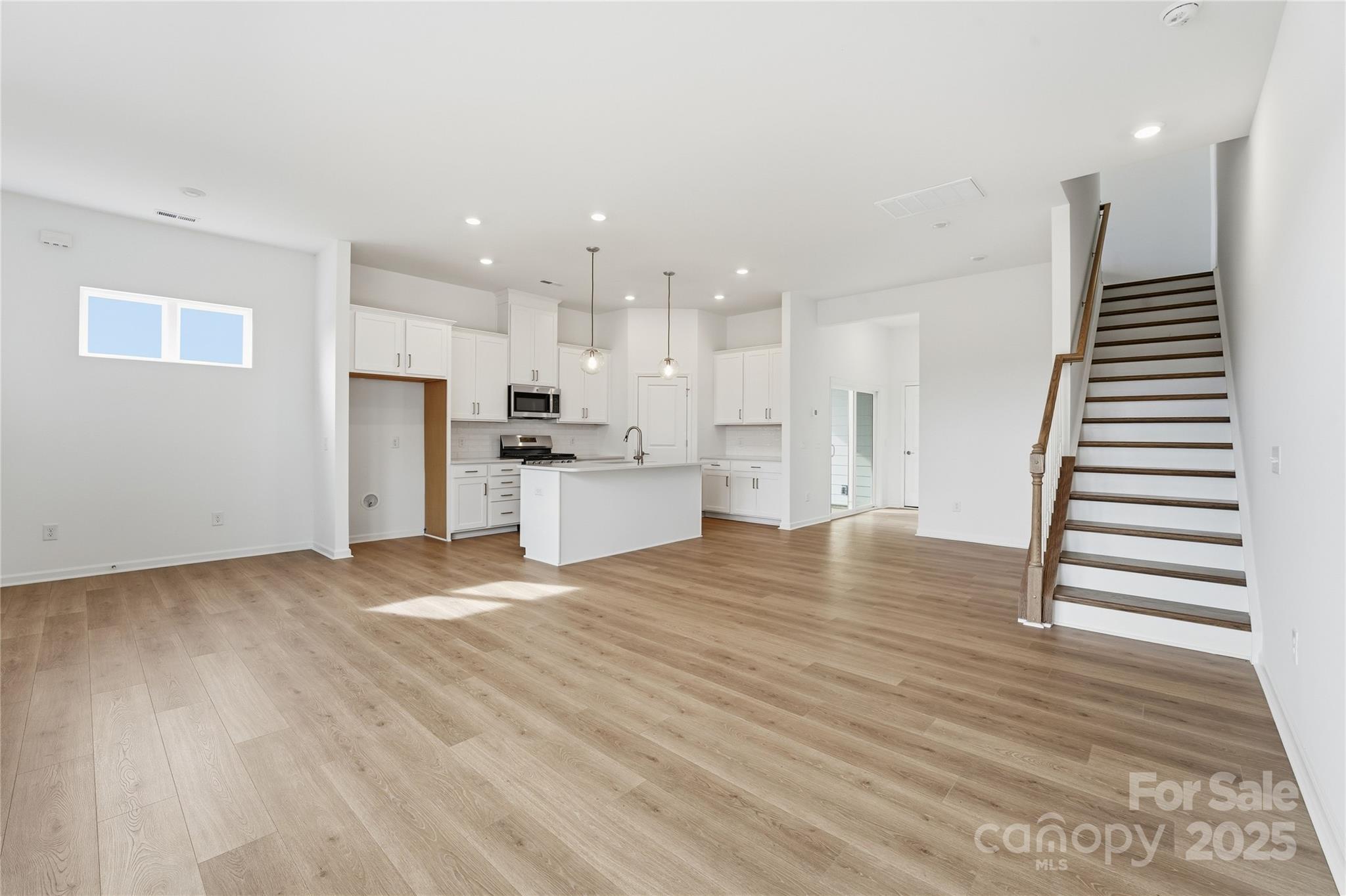 The Ridge at Sugar Creek - Residential