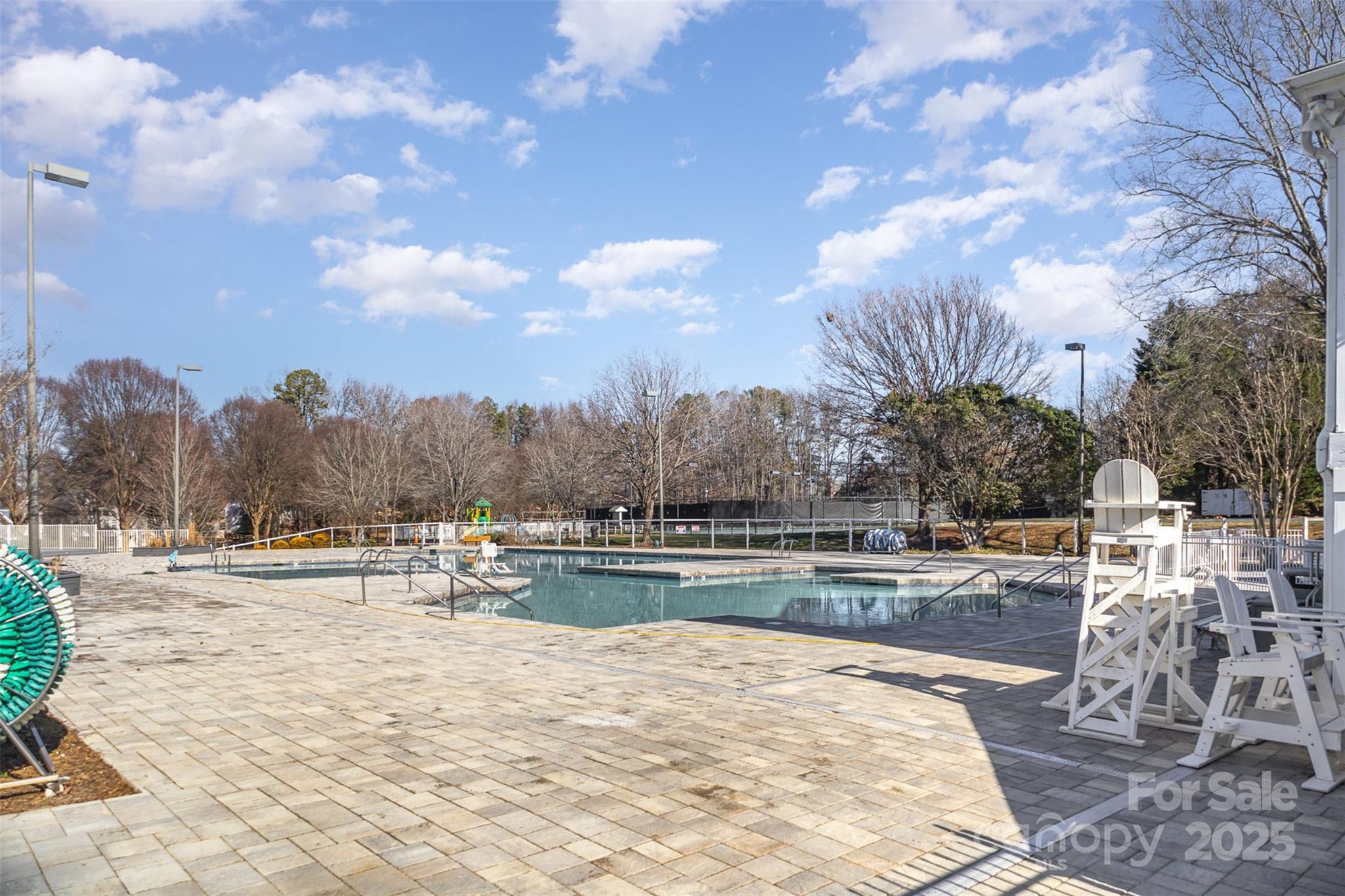 Davis Lake - Residential