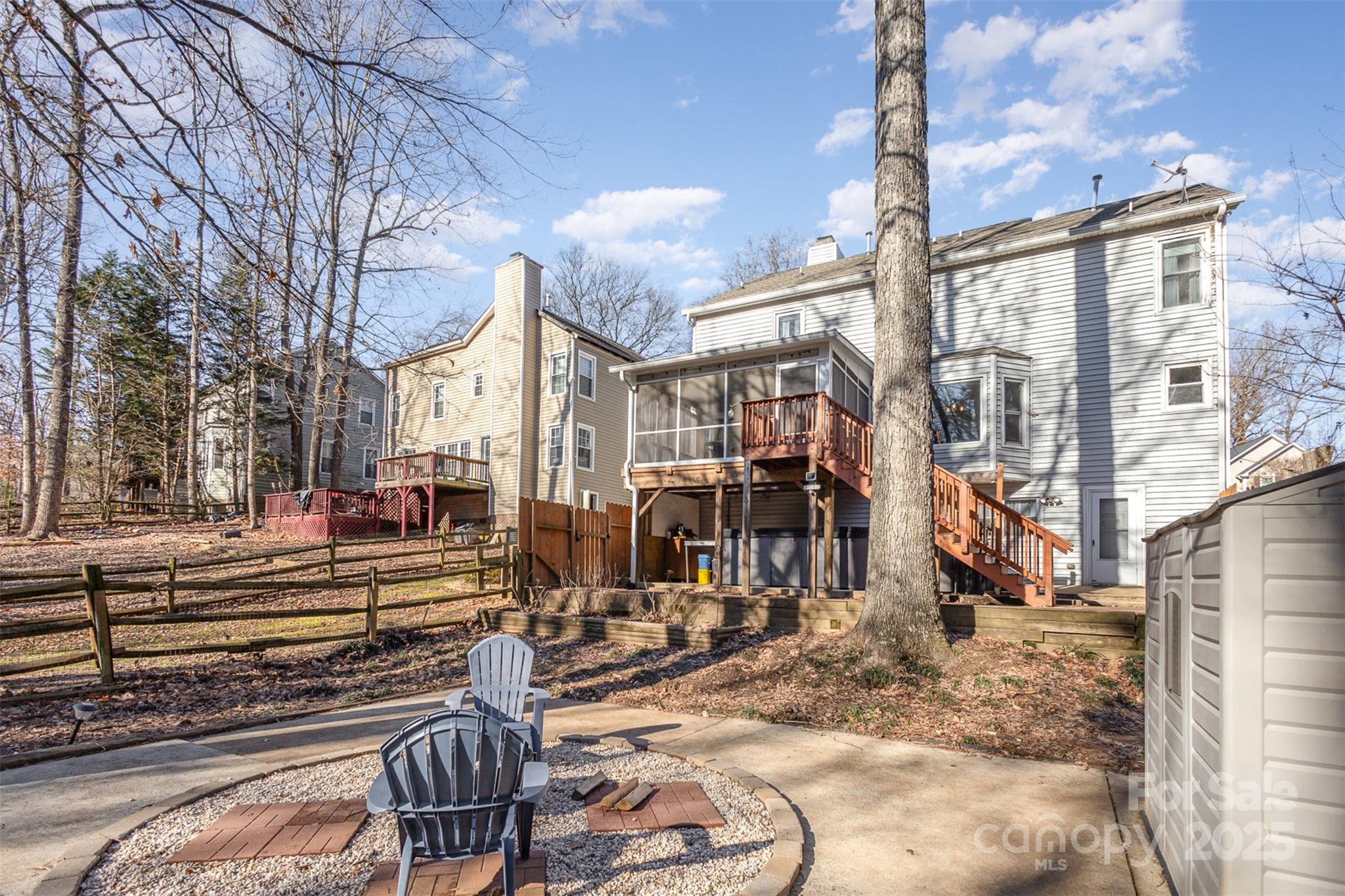 Davis Lake - Residential