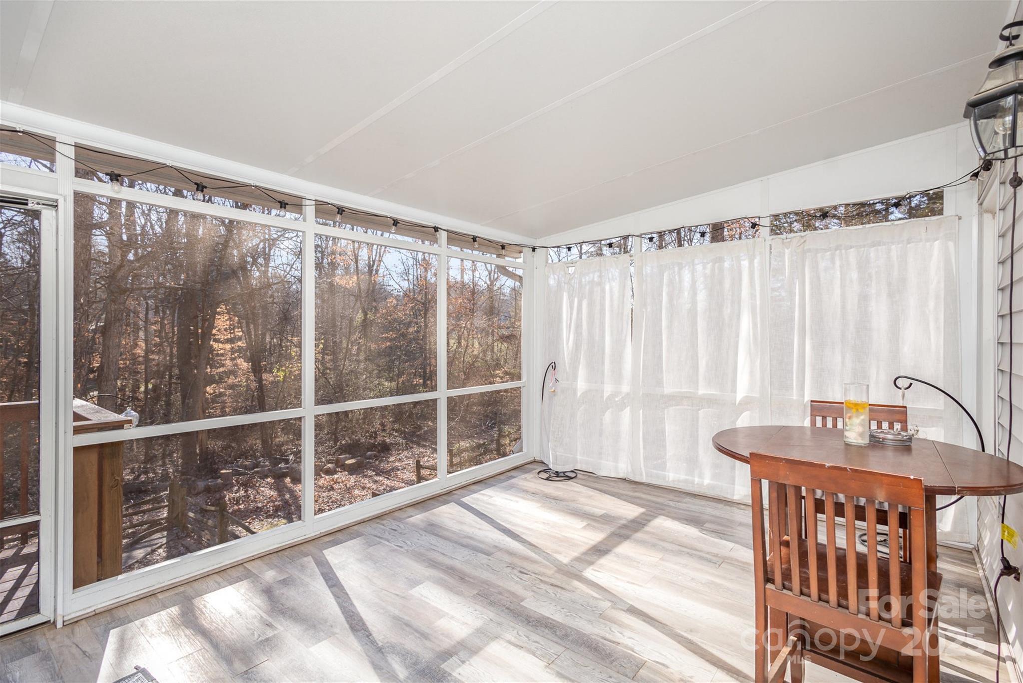 Davis Lake - Residential