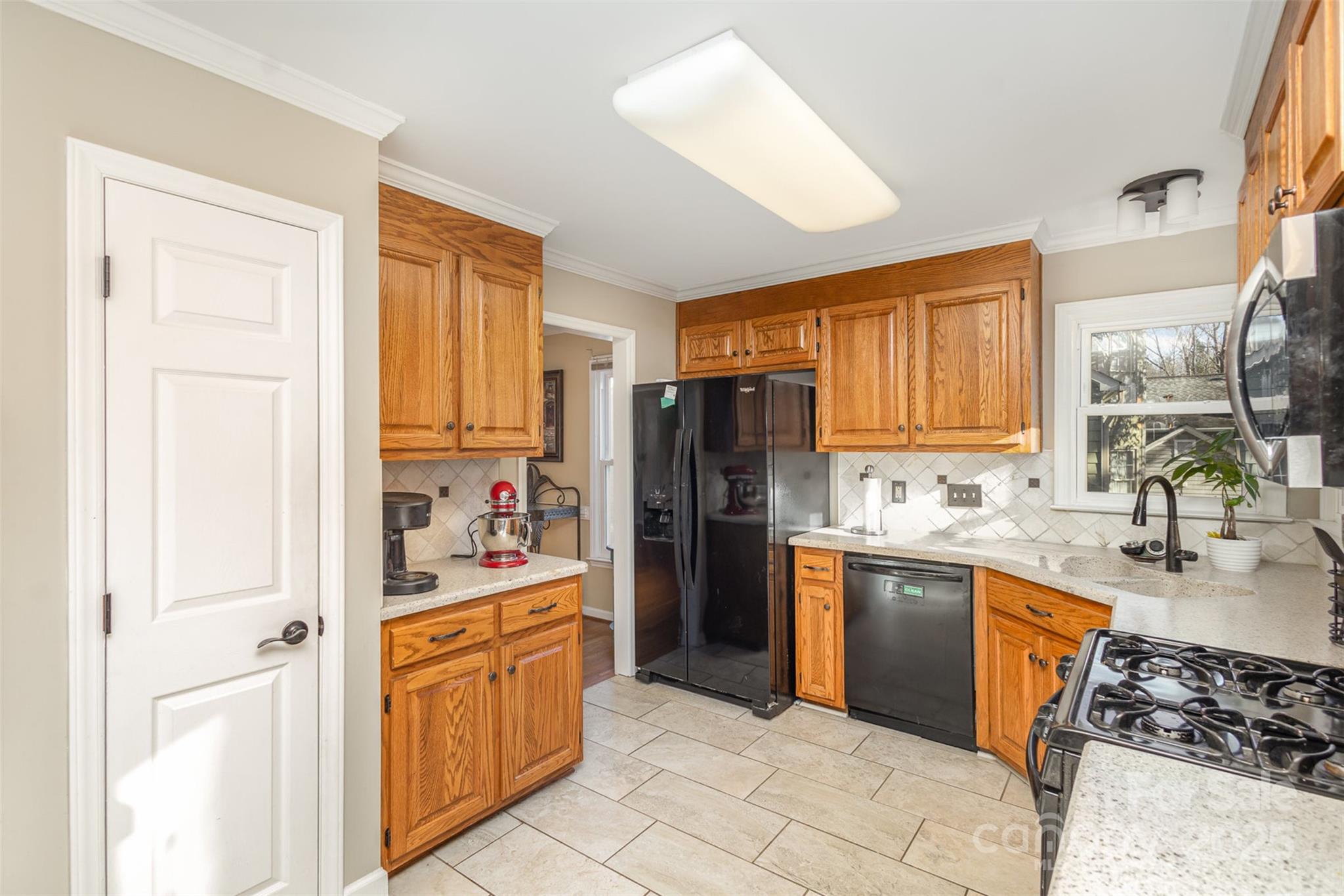 Davis Lake - Residential