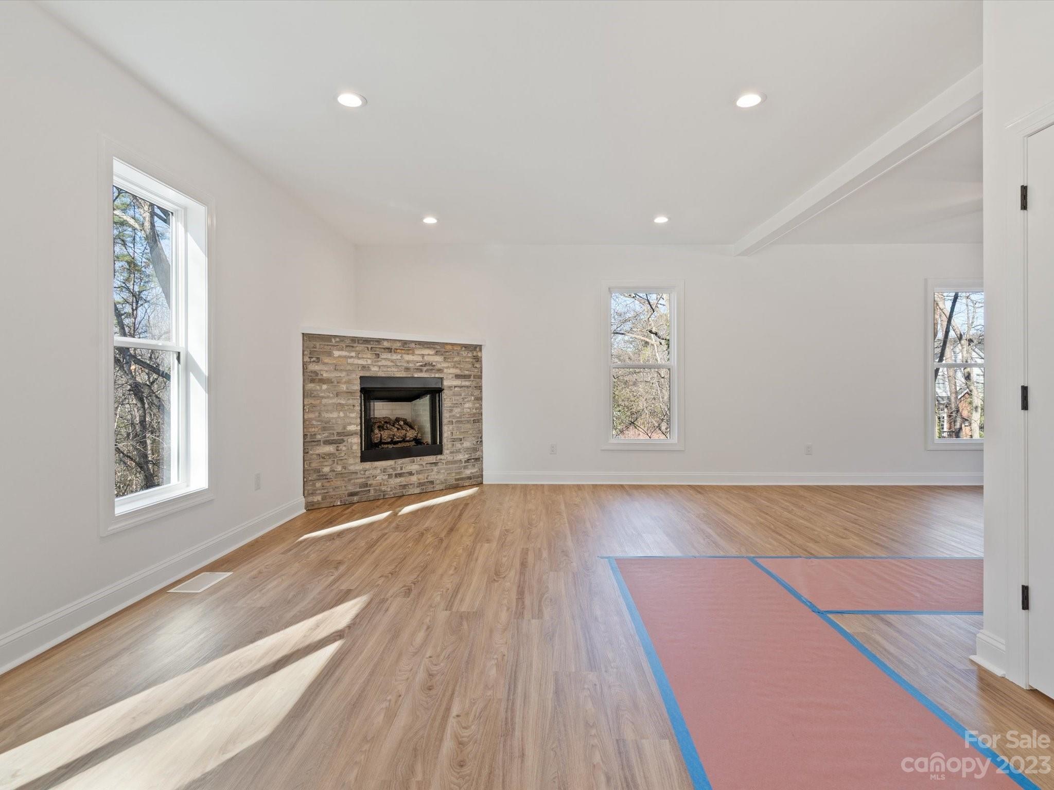 Tega Cay - Residential