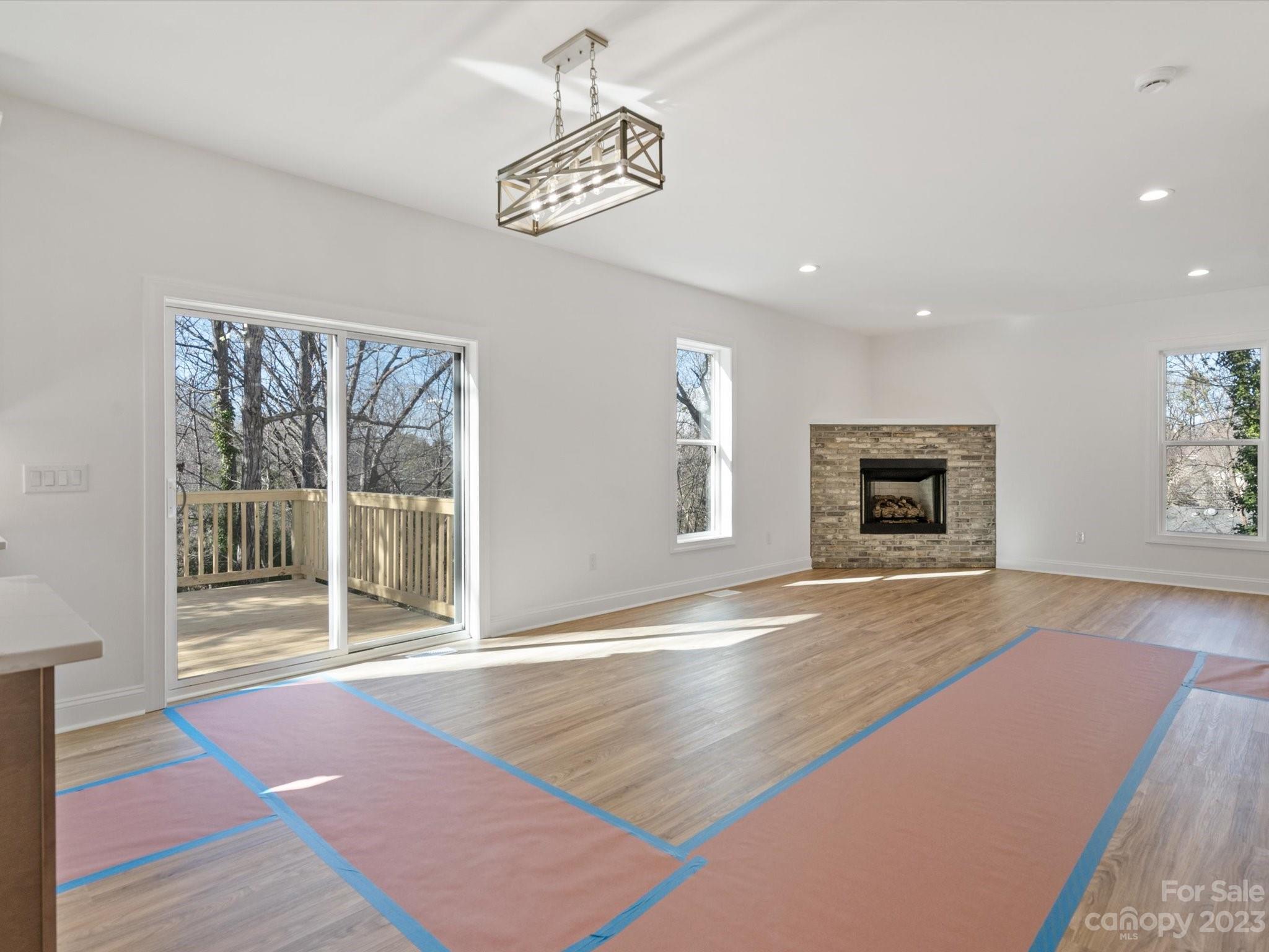 Tega Cay - Residential