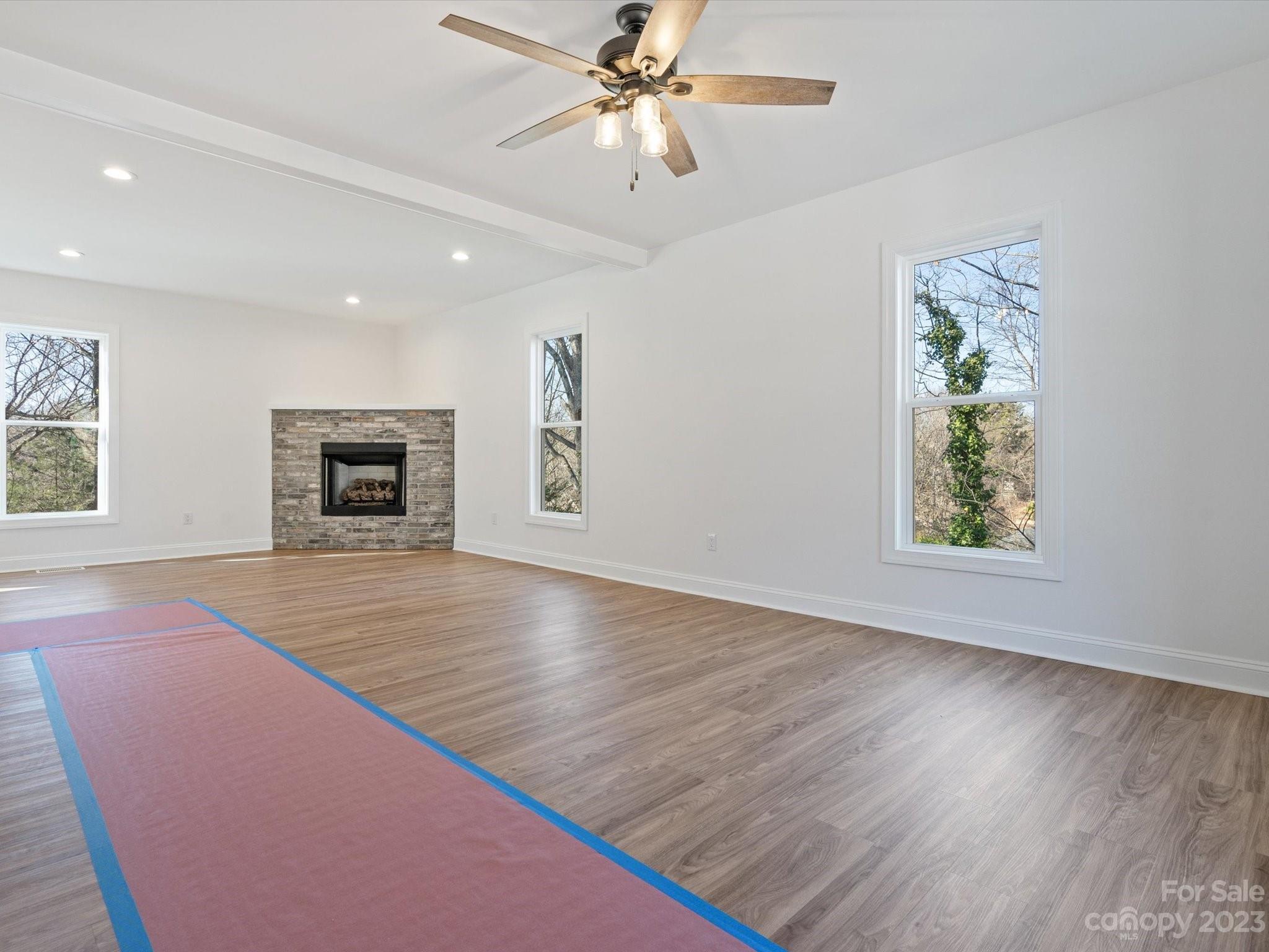 Tega Cay - Residential