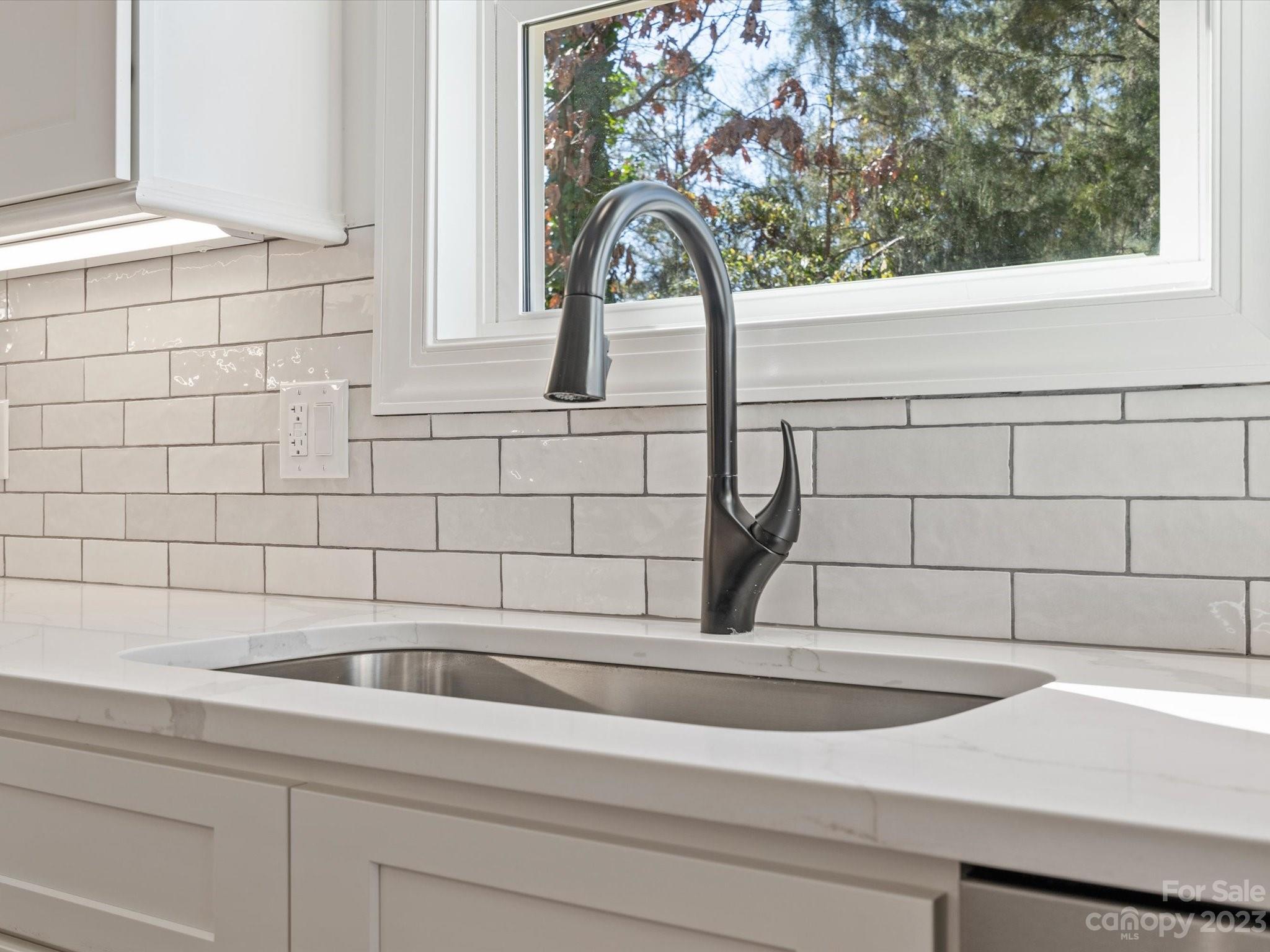 Tega Cay - Residential