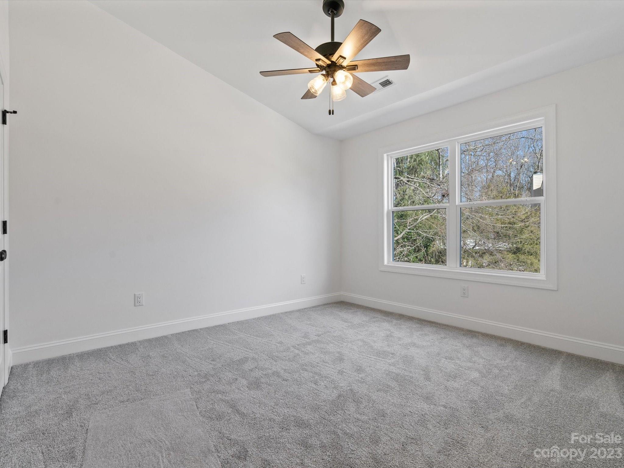 Tega Cay - Residential
