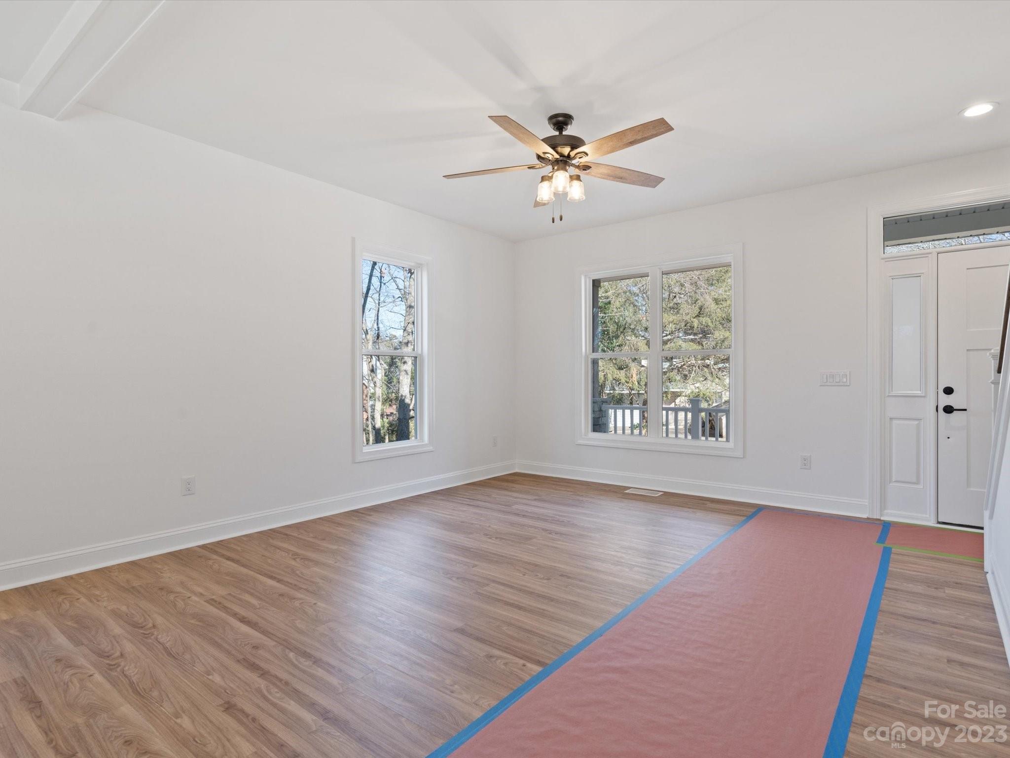 Tega Cay - Residential