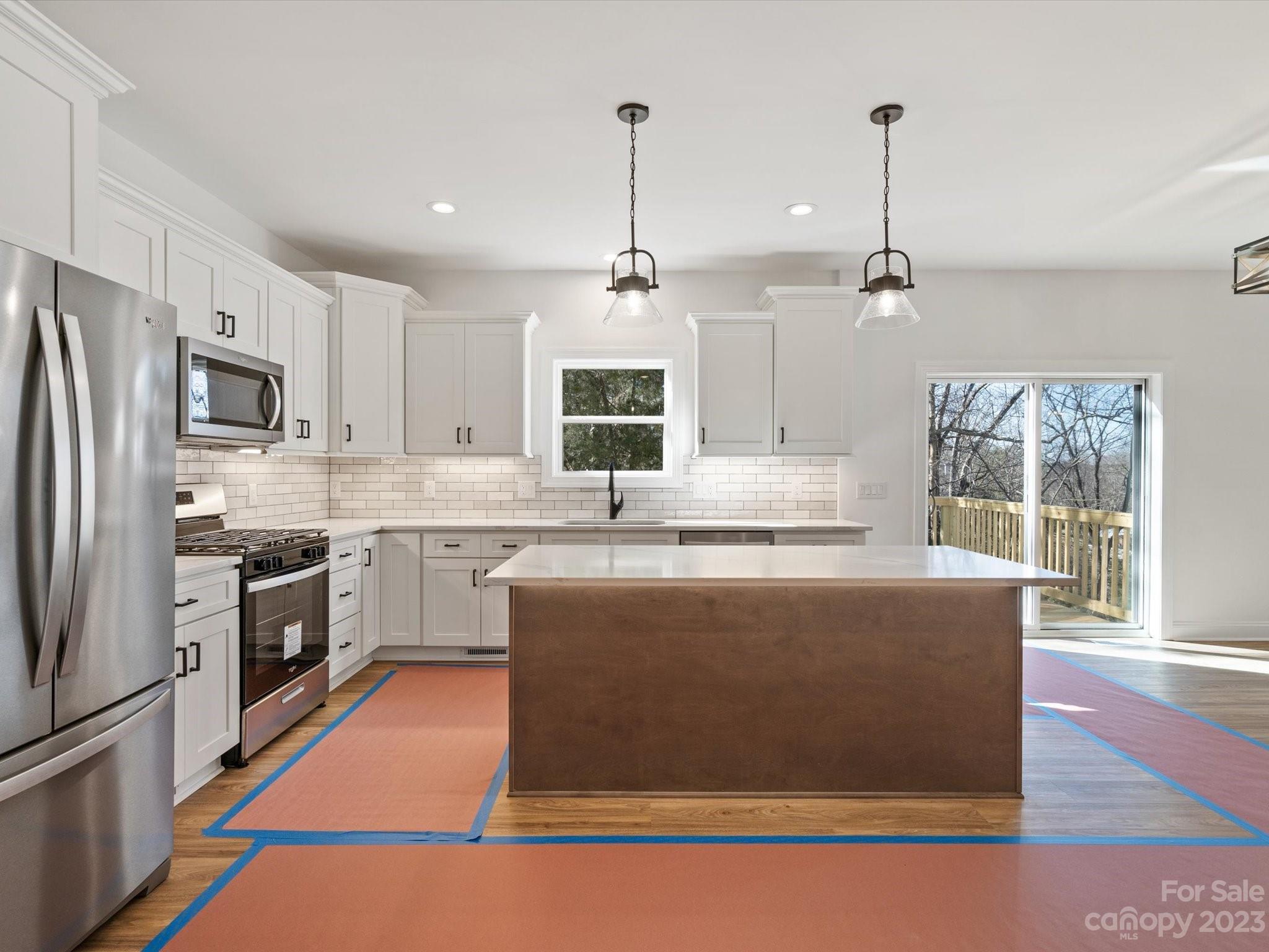 Tega Cay - Residential