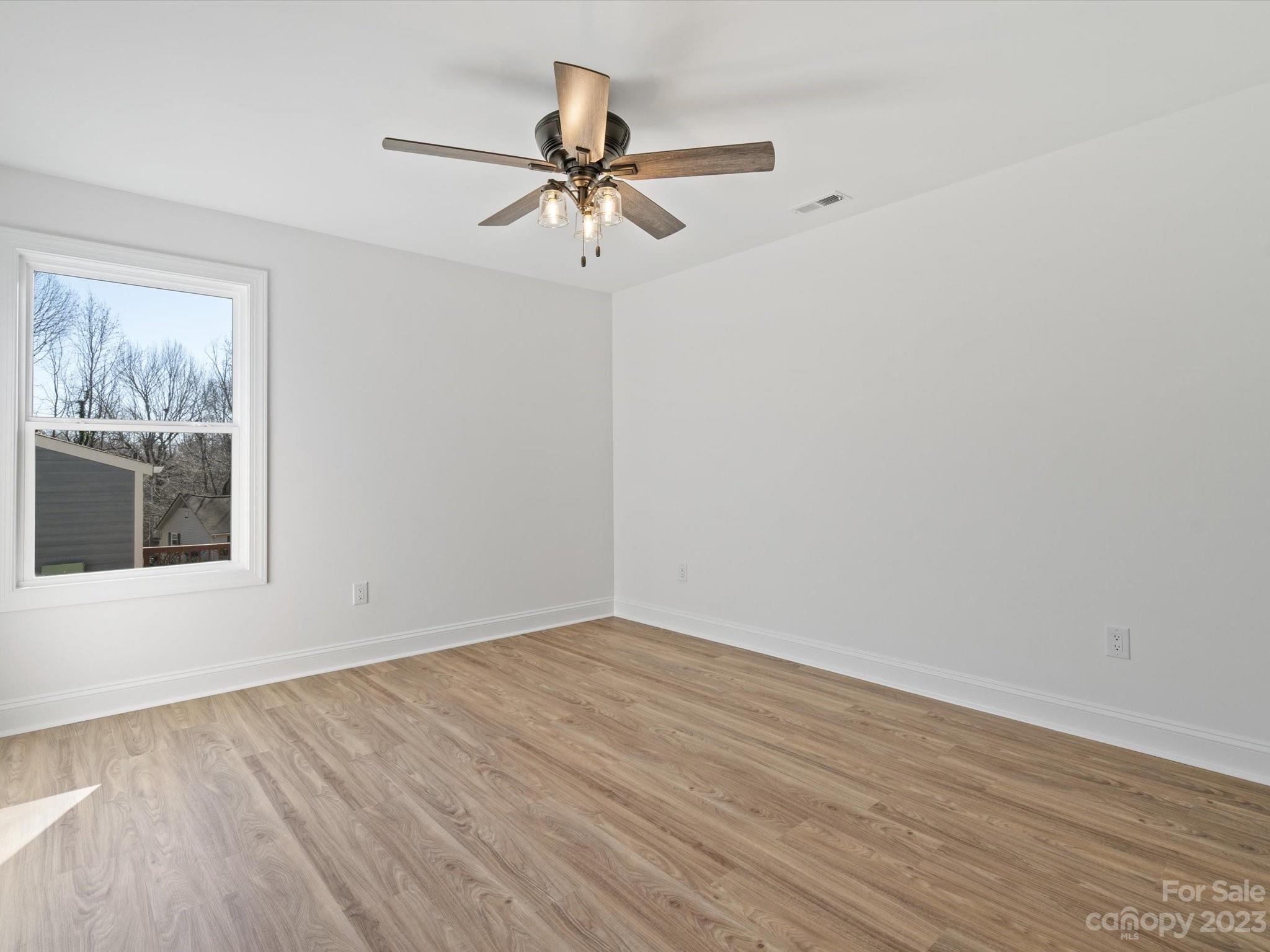 Tega Cay - Residential
