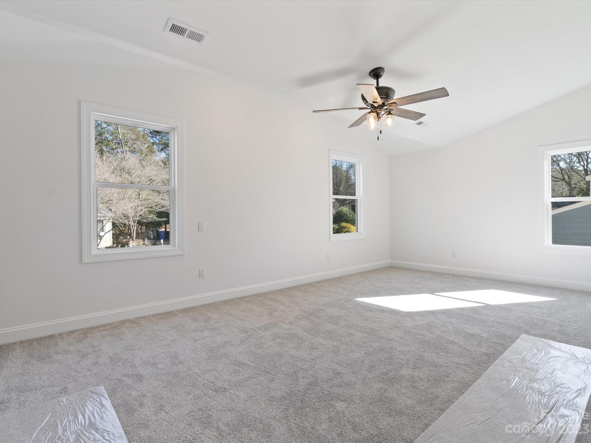 Tega Cay - Residential