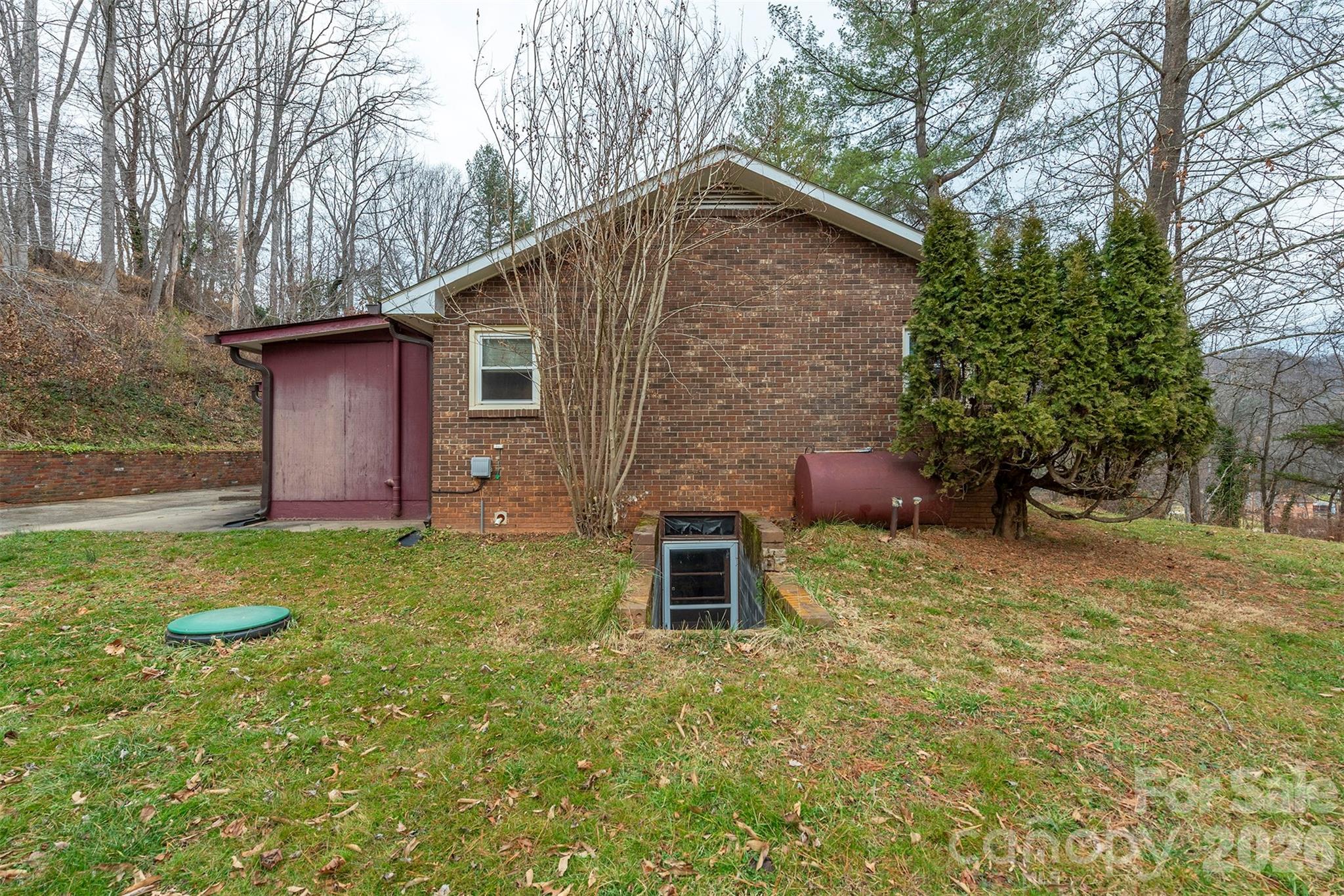 175 & 179 River Lane