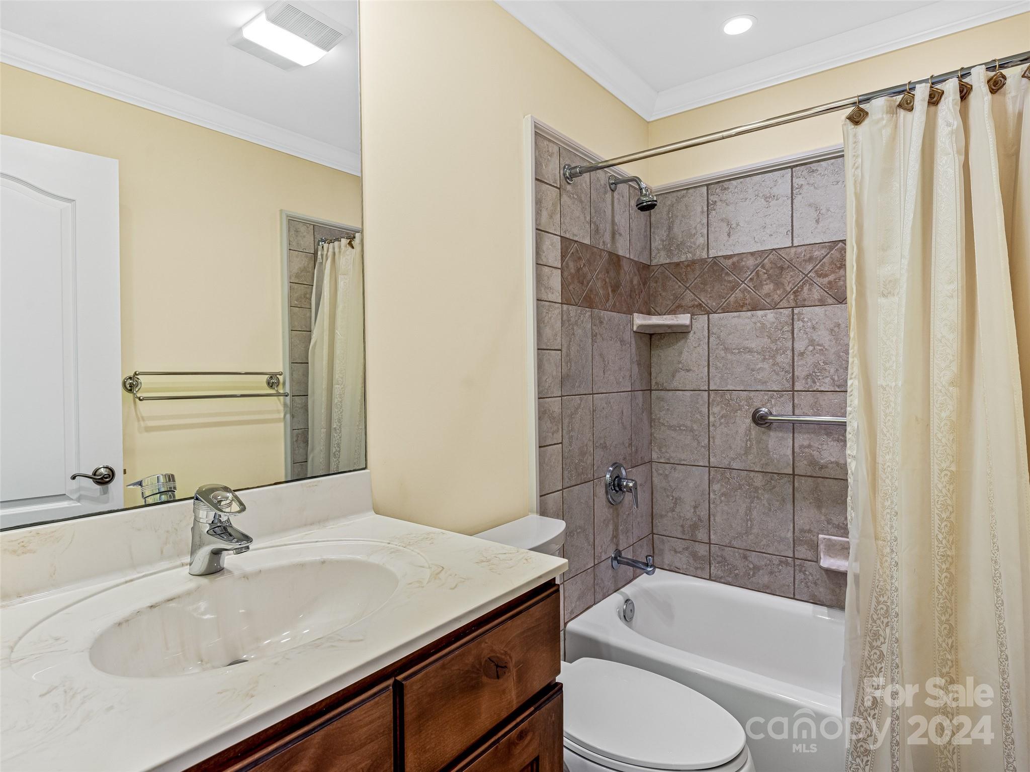 Straus Park - Residential