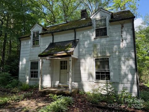 59 Laurel Lane Black Mountain NC 28711