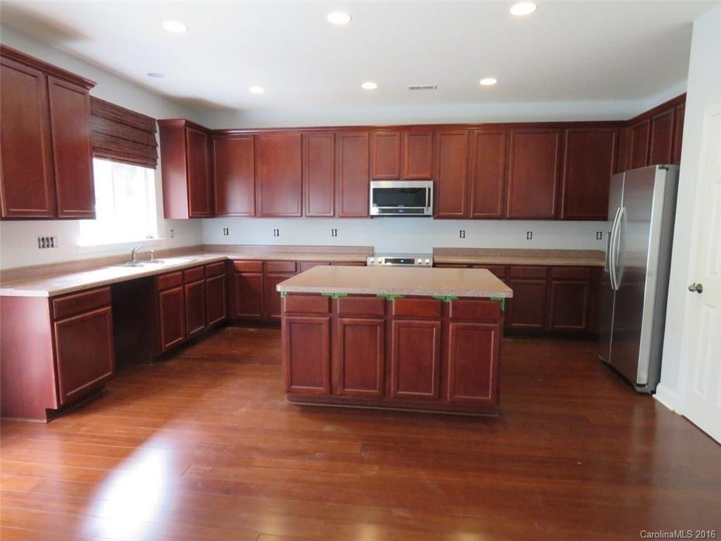 English Trails - Residential Lease